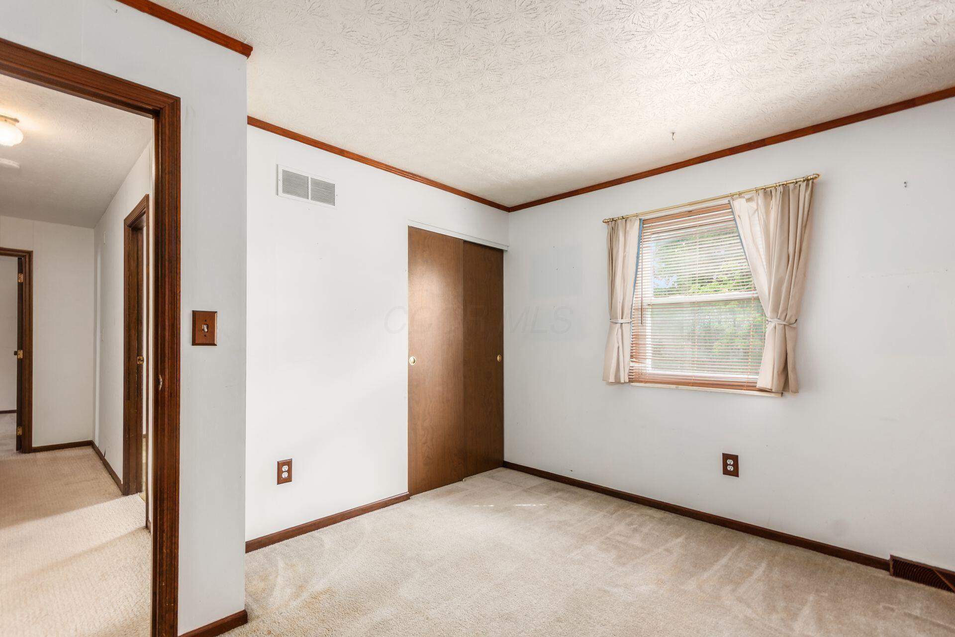 646 Darlene Place Property Photo 28