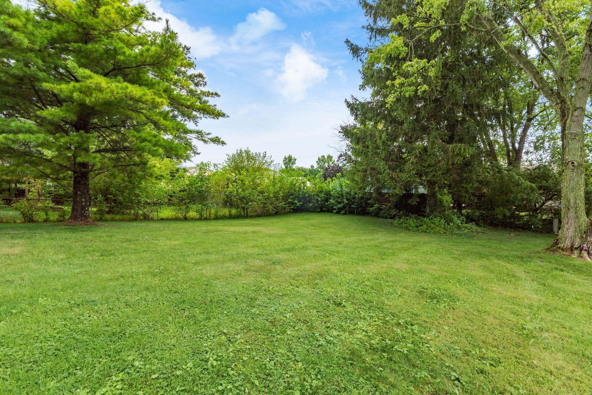646 Darlene Place Property Photo 36