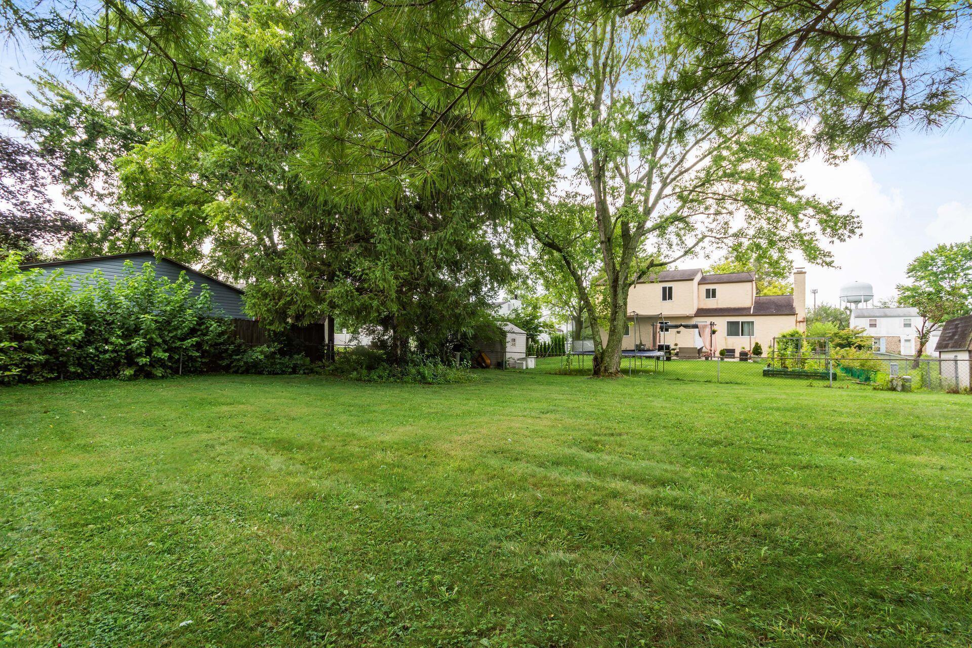 646 Darlene Place Property Photo 37