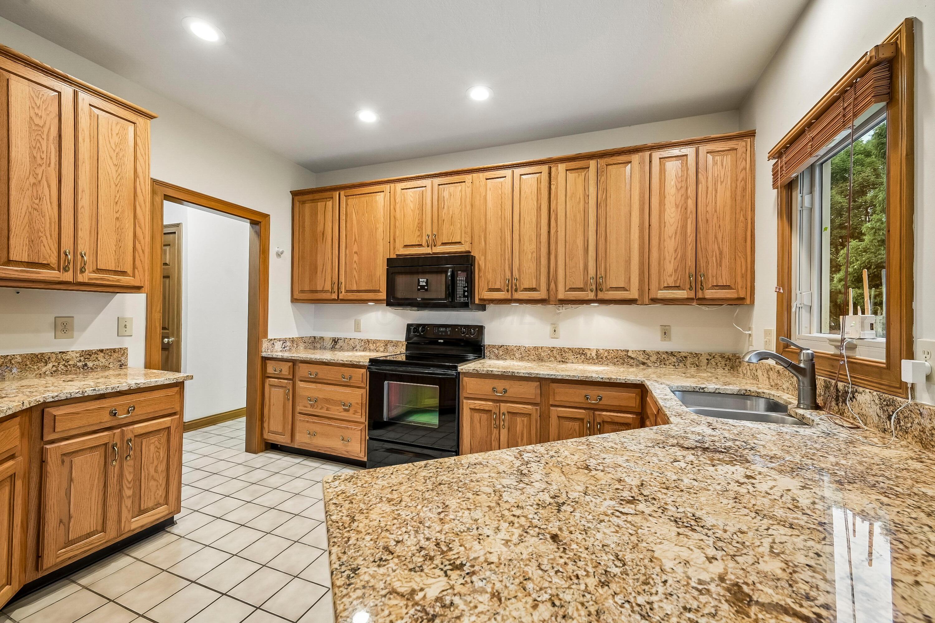 4542 Carrington Way Property Photo 26