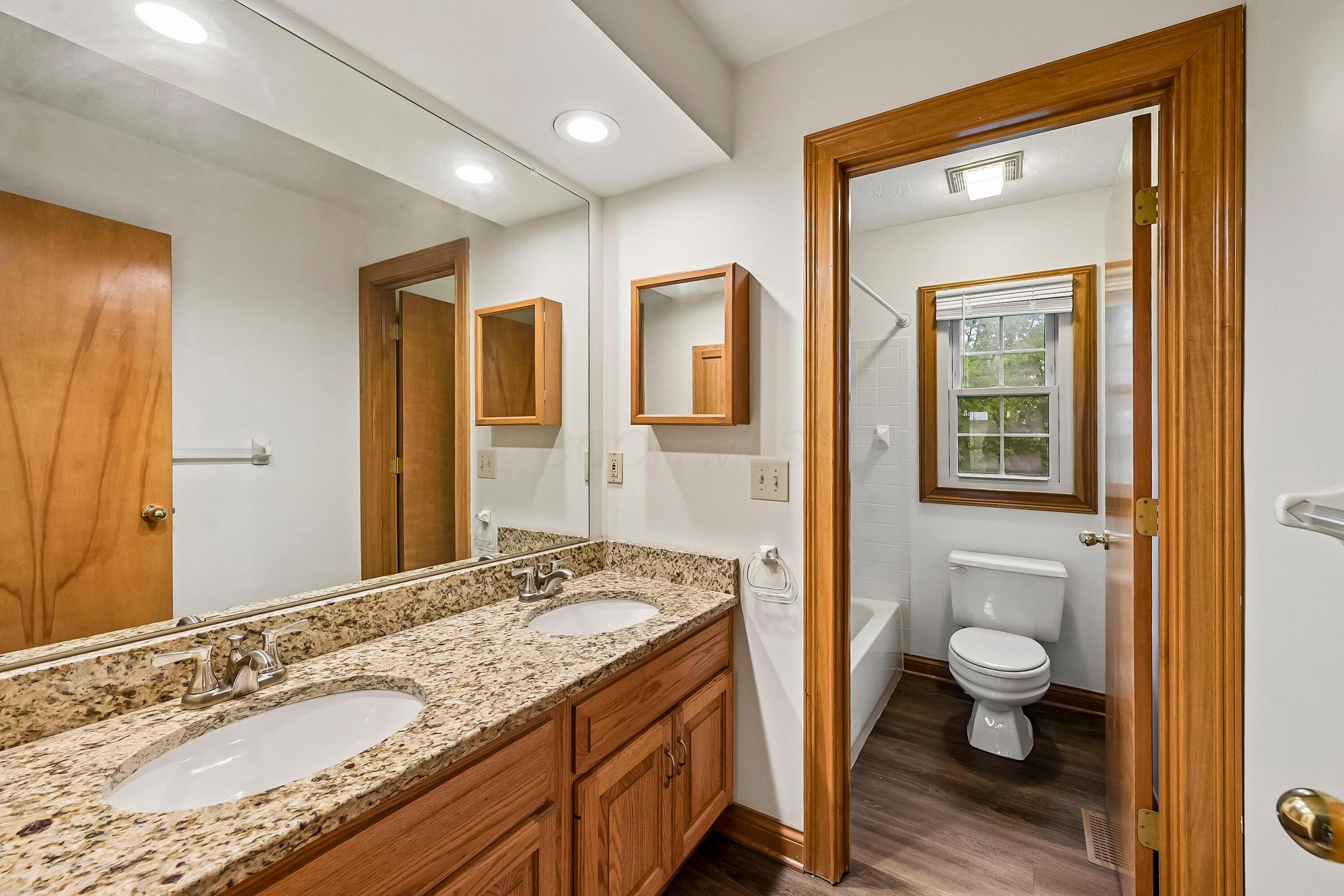 4542 Carrington Way Property Photo 30