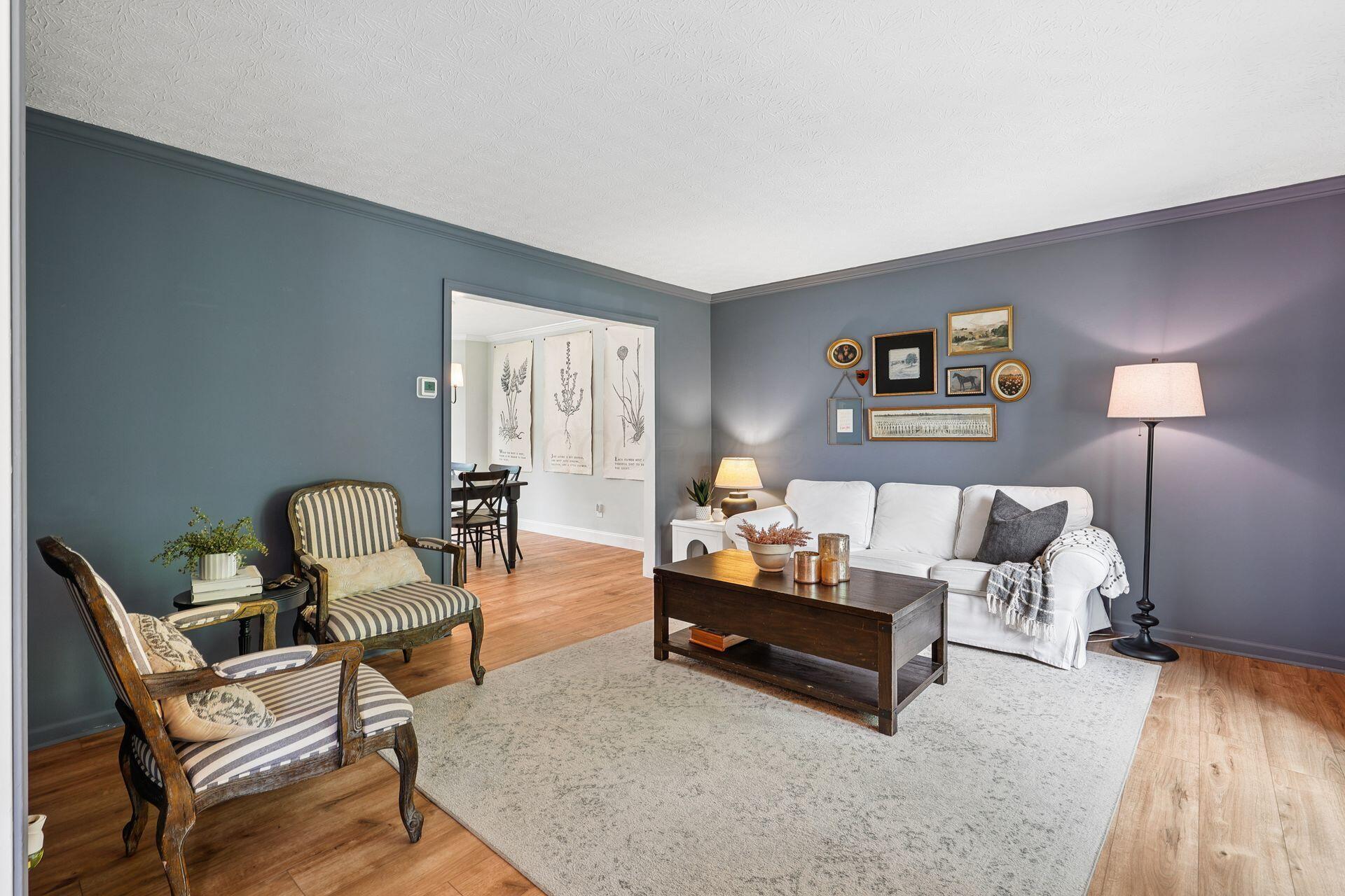 8888 Chateau Drive Nw Property Photo 6