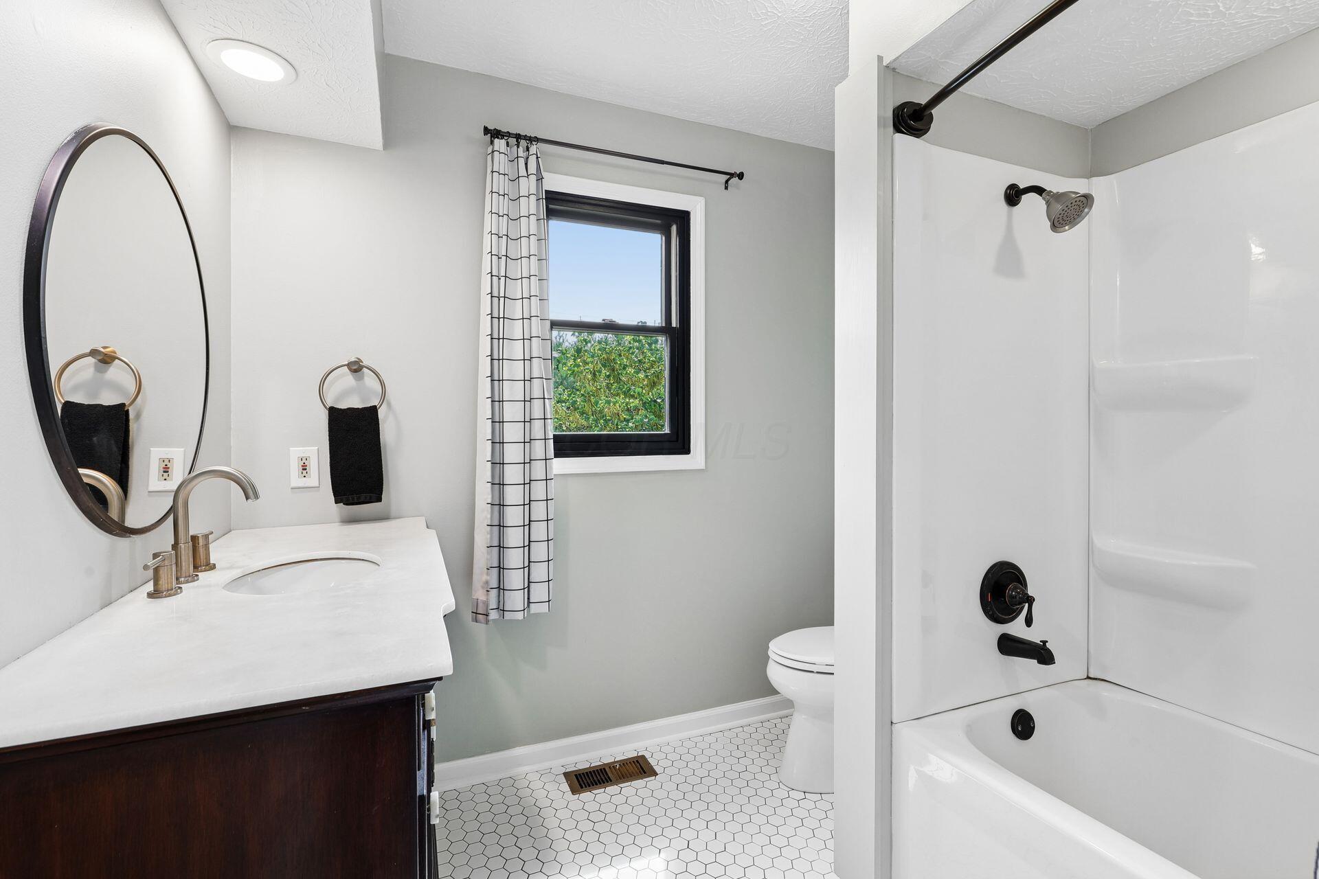 8888 Chateau Drive Nw Property Photo 33