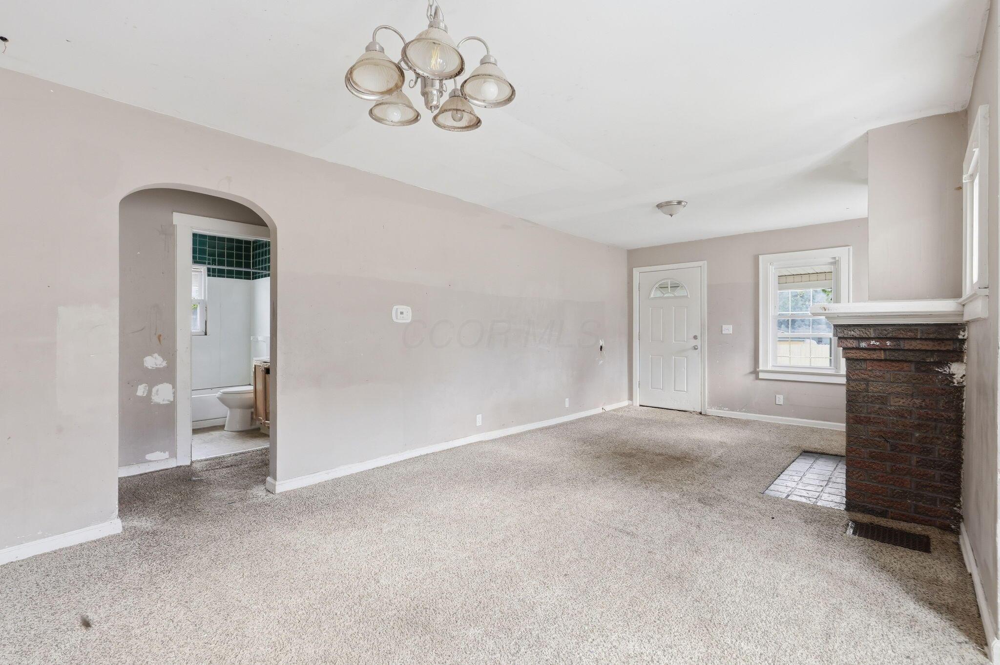 2732 Dibblee Avenue Property Photo 7