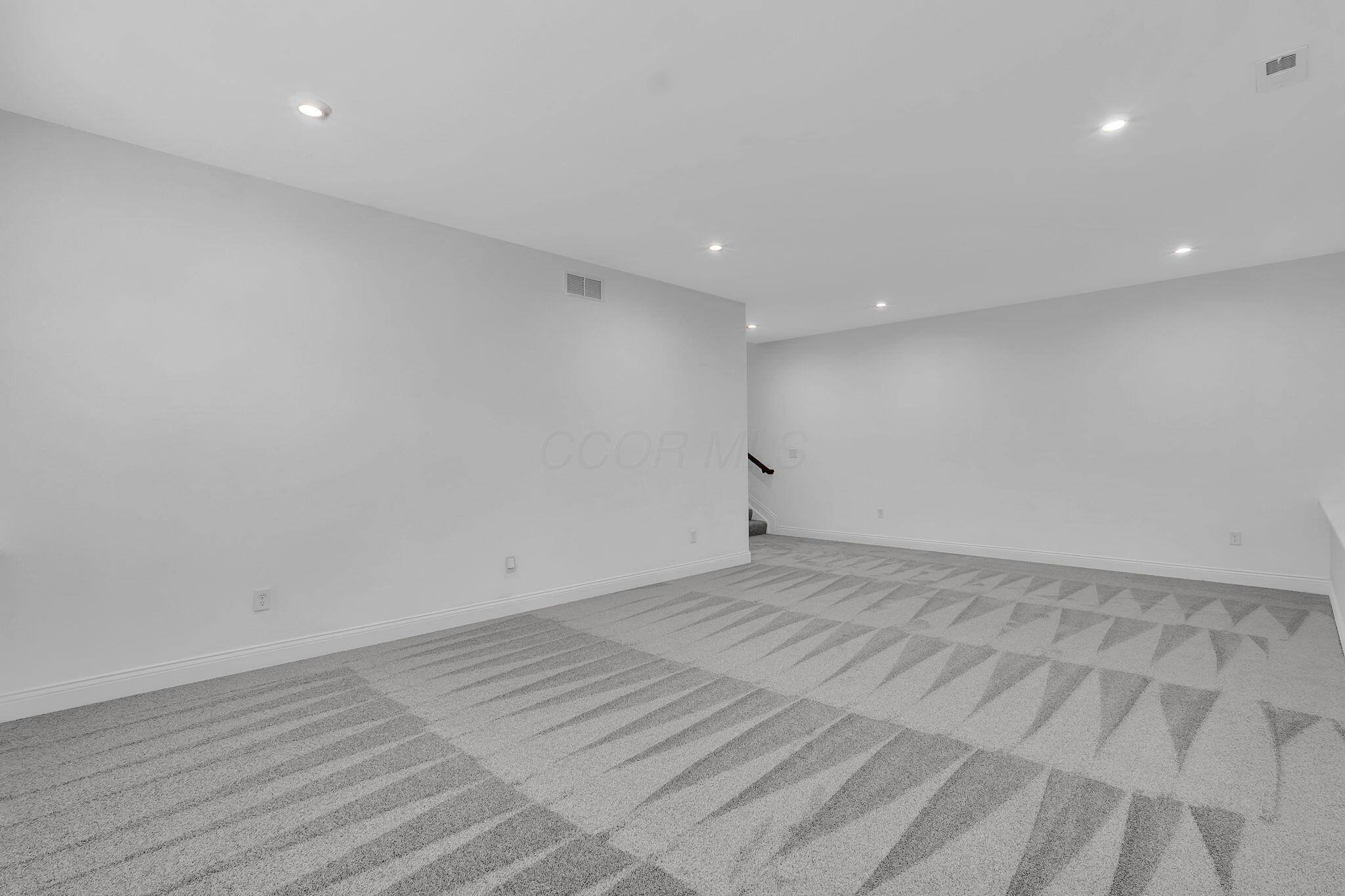 8531 Paddock Trail Property Photo 24
