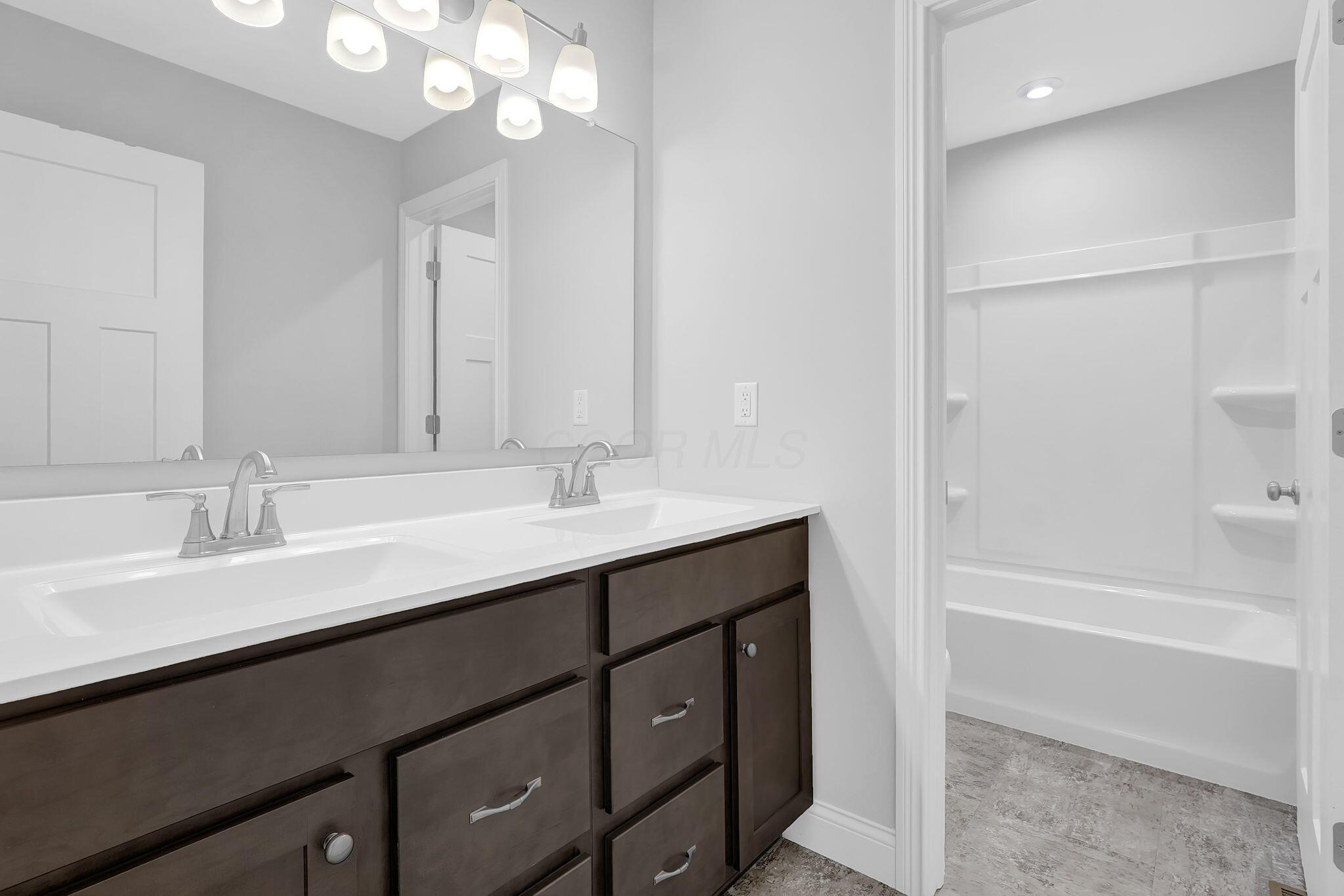8531 Paddock Trail Property Photo 35