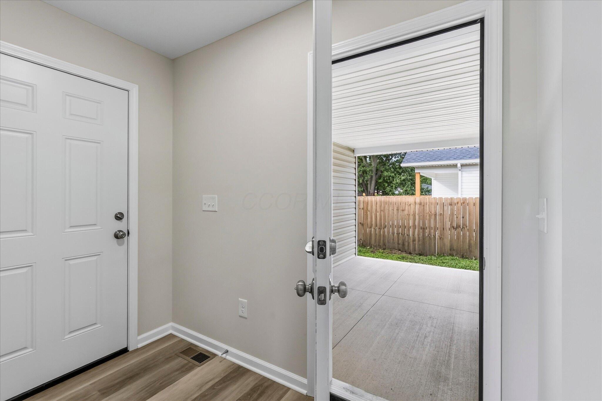 1104 E Paint Street Property Photo 27