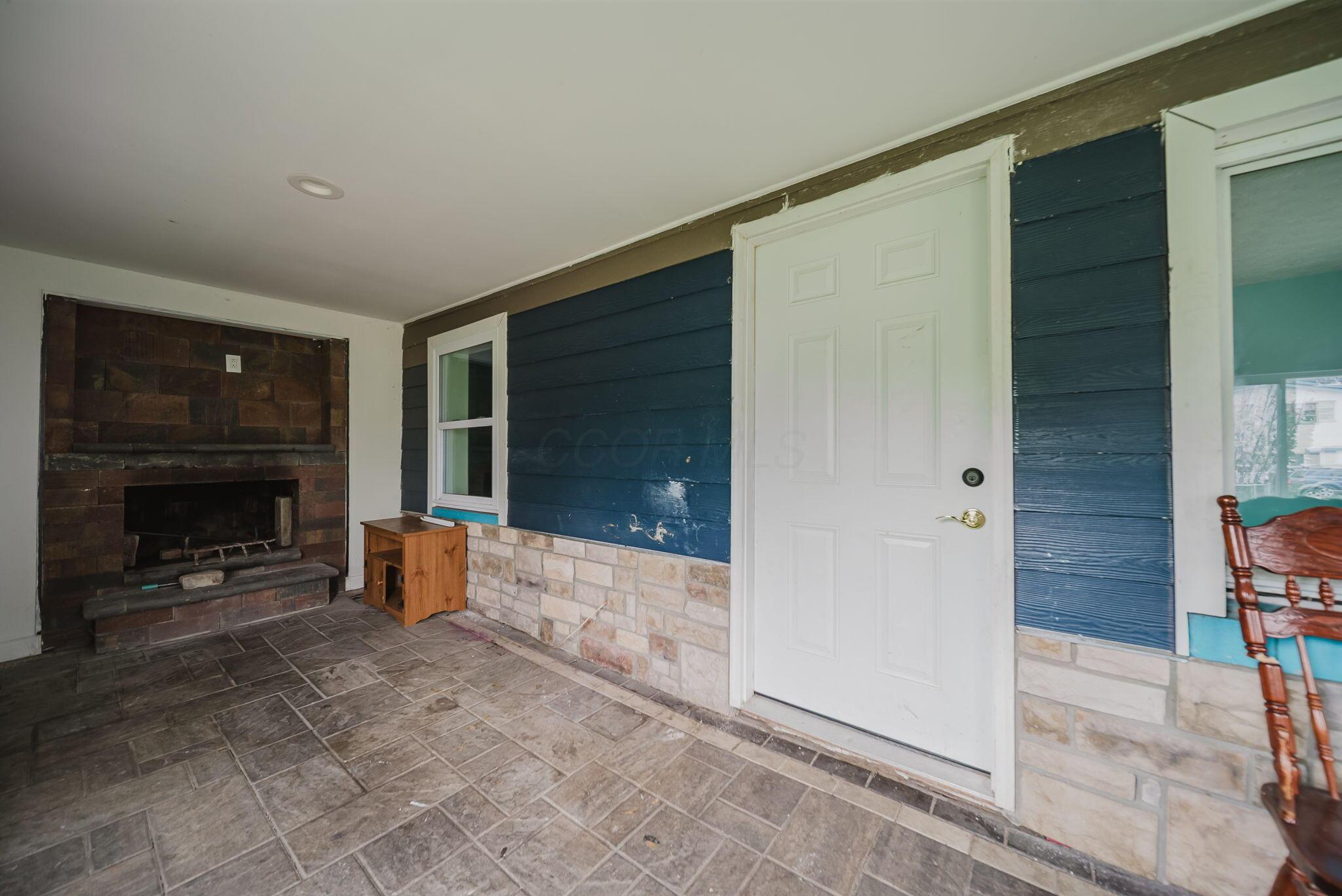 724 Glendower Avenue Property Photo 13