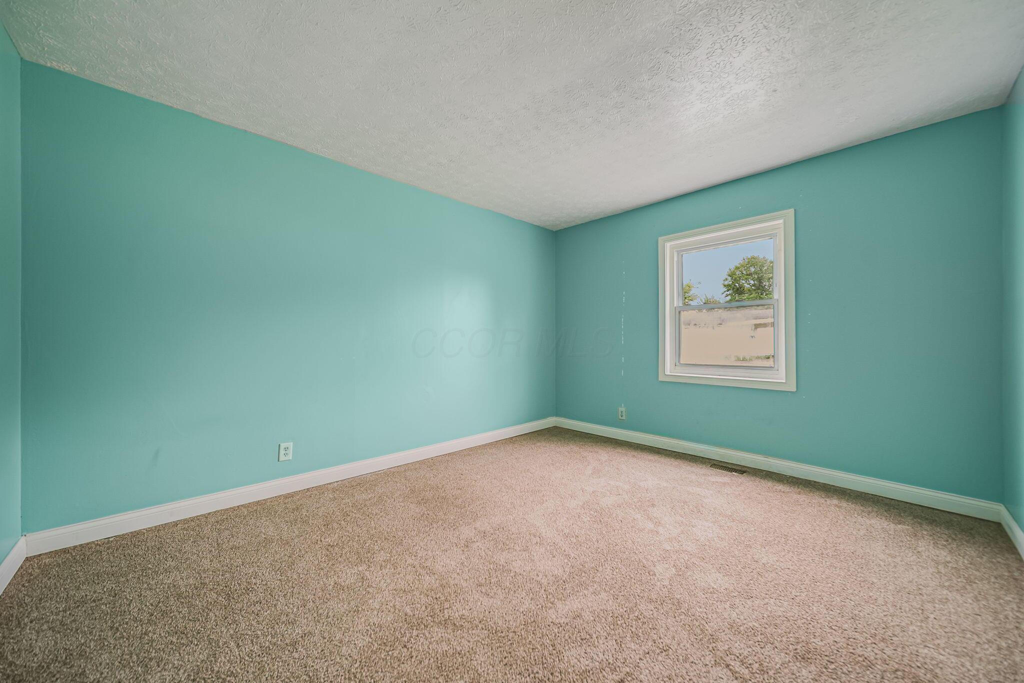 724 Glendower Avenue Property Photo 25
