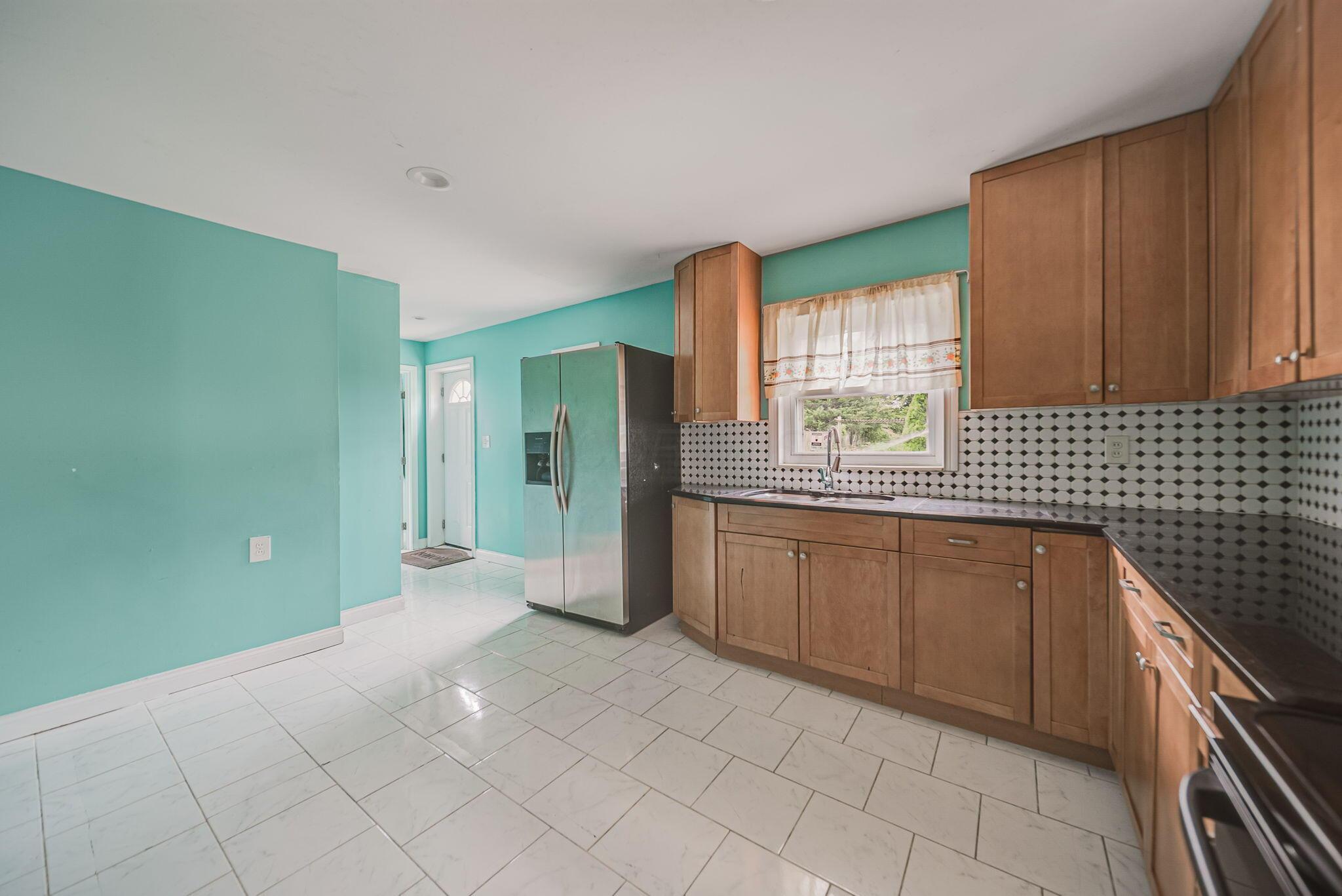 724 Glendower Avenue Property Photo 29