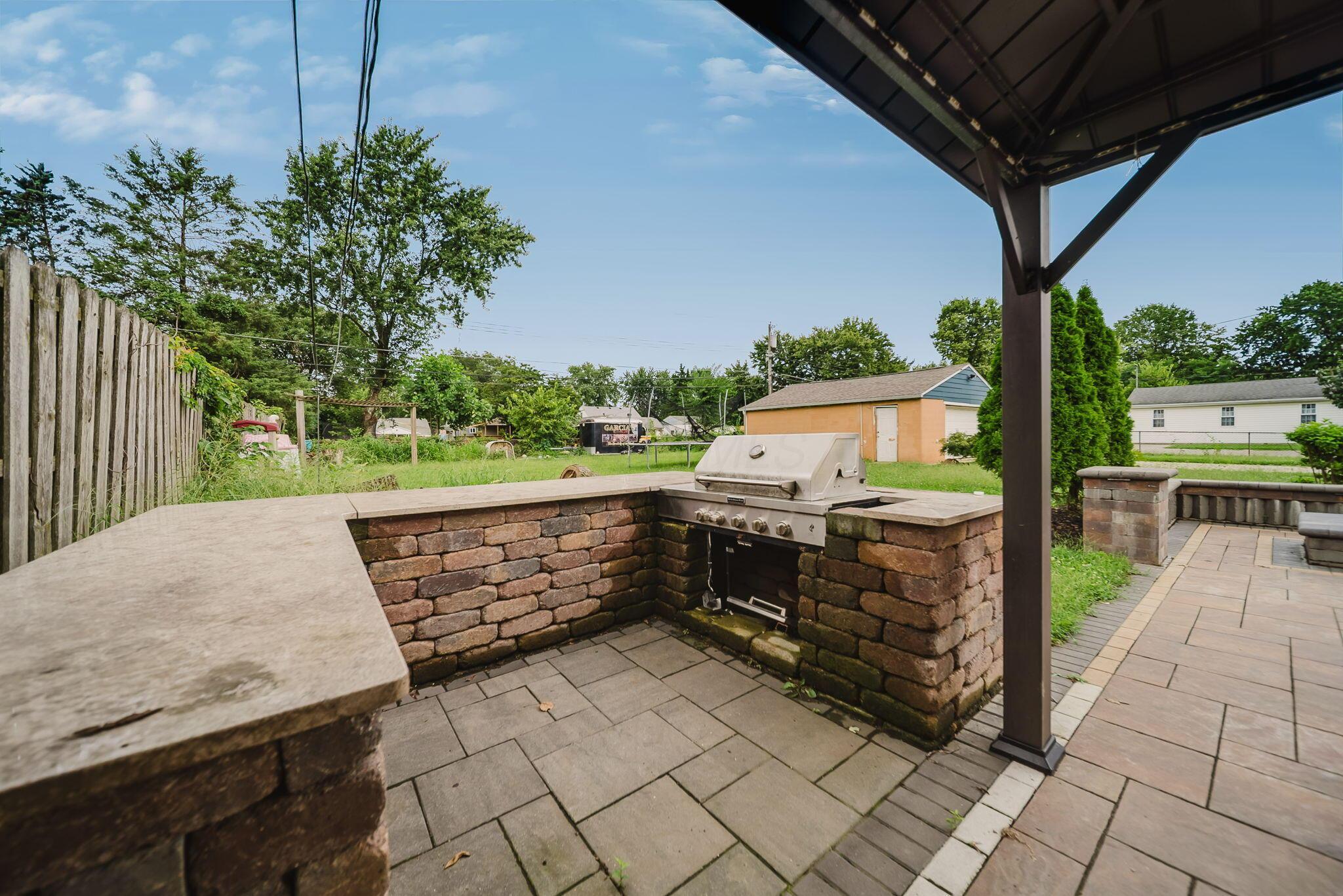 724 Glendower Avenue Property Photo 69