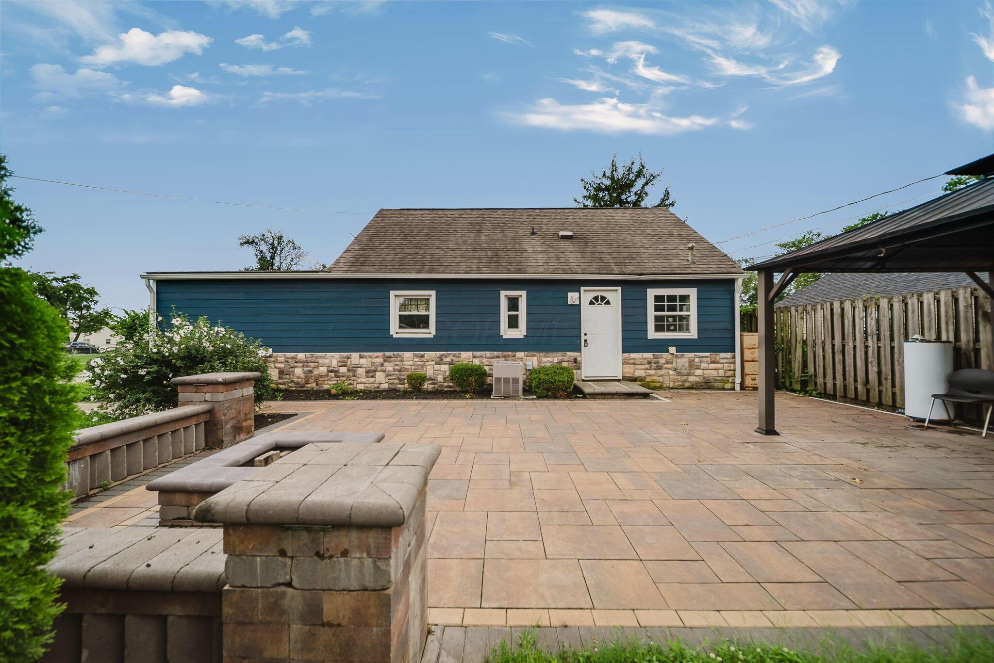 724 Glendower Avenue Property Photo 70