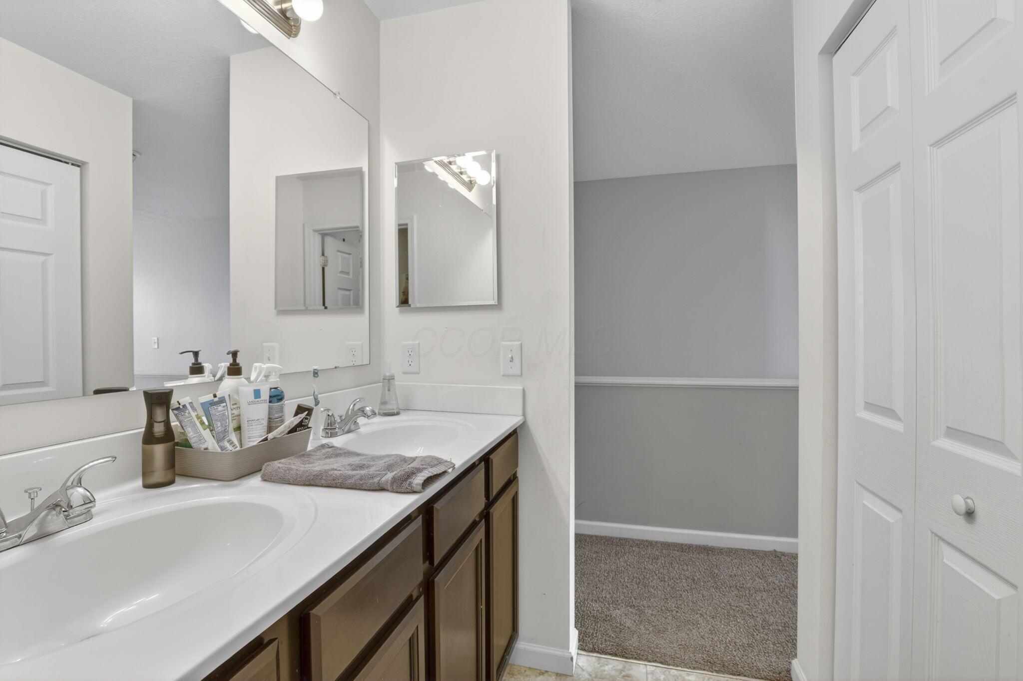 60 Henderson Lane Property Photo 34