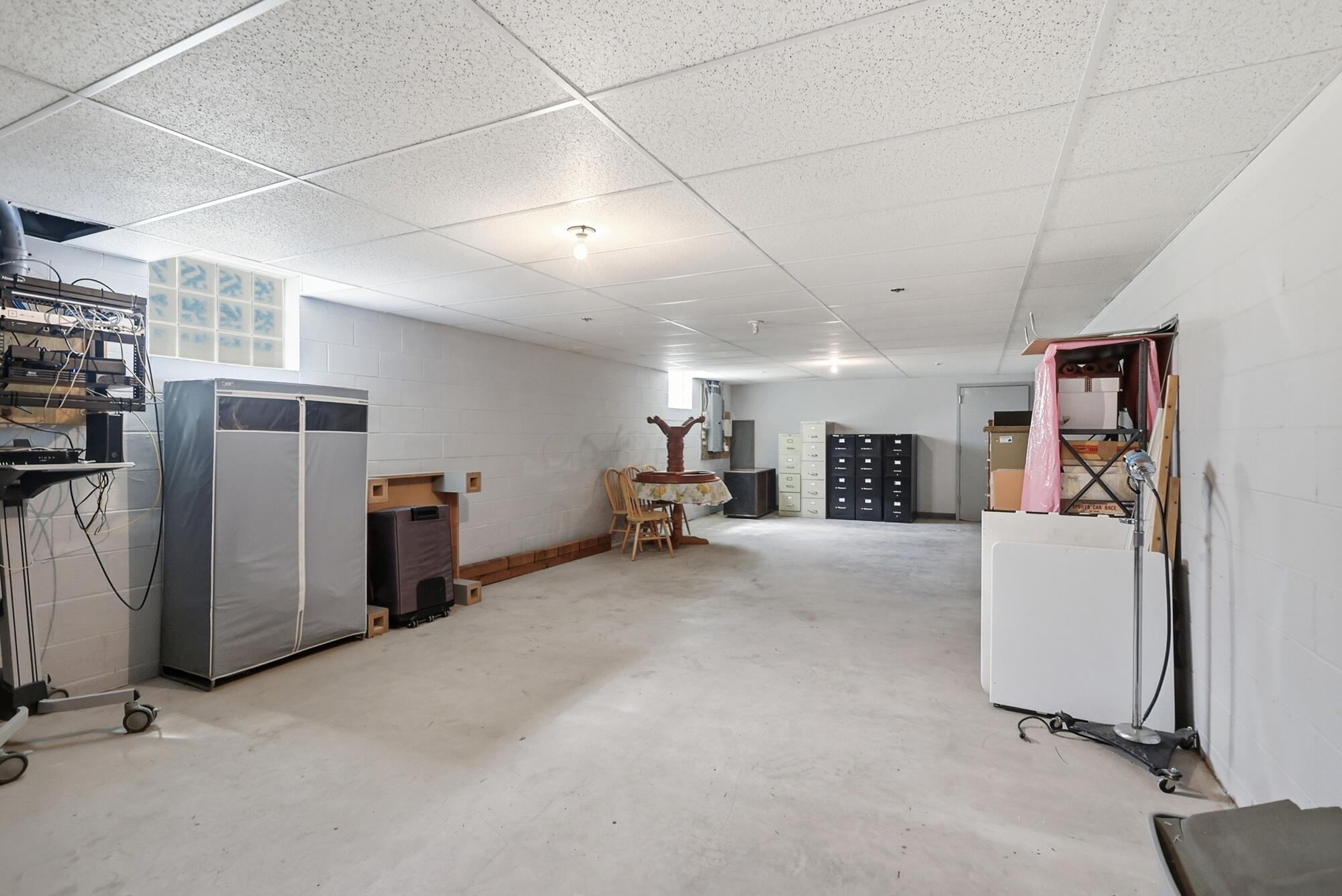 415 E Home Road Property Photo 66