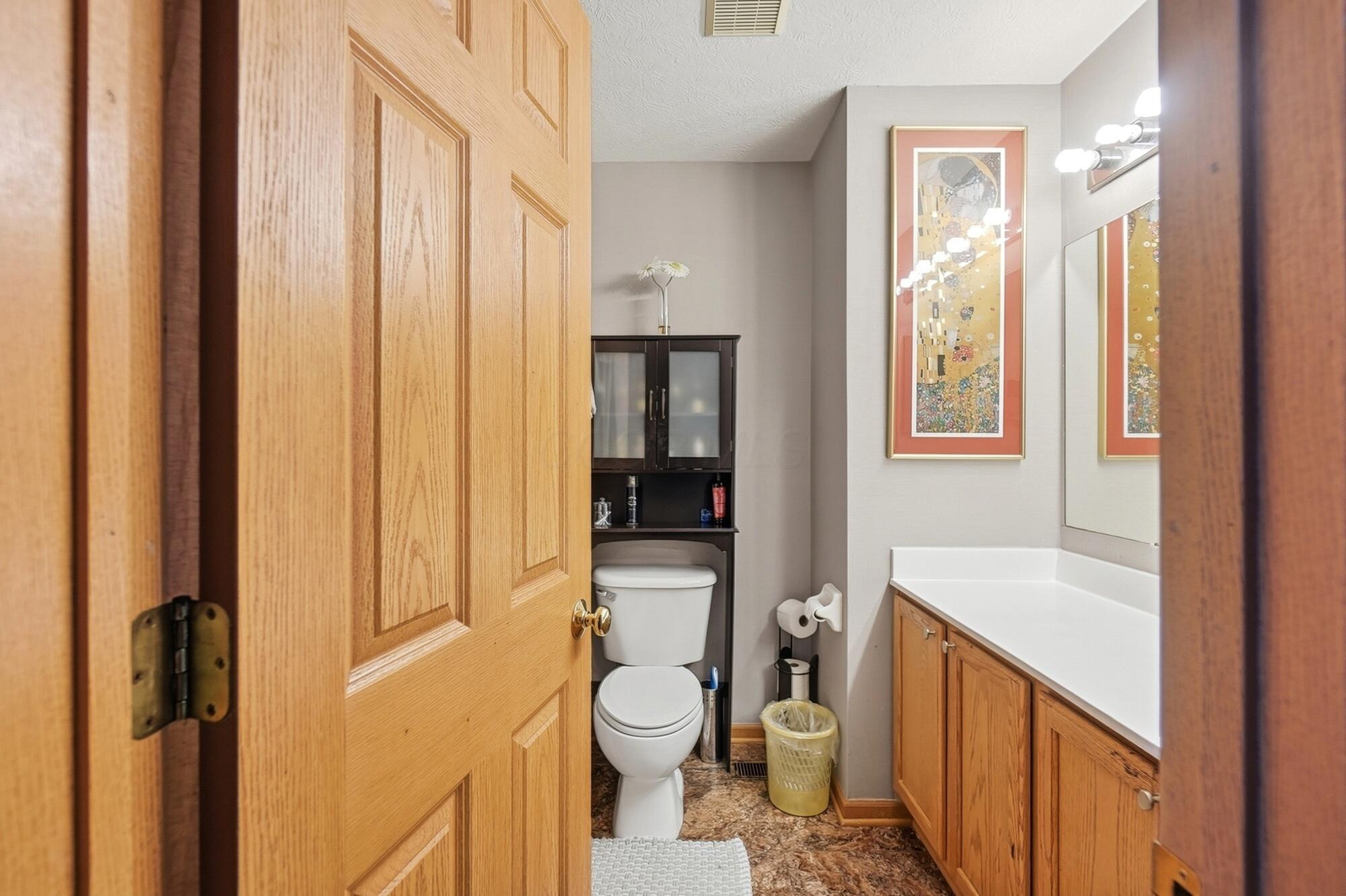 2389 Maple Hedge Way Property Photo 24