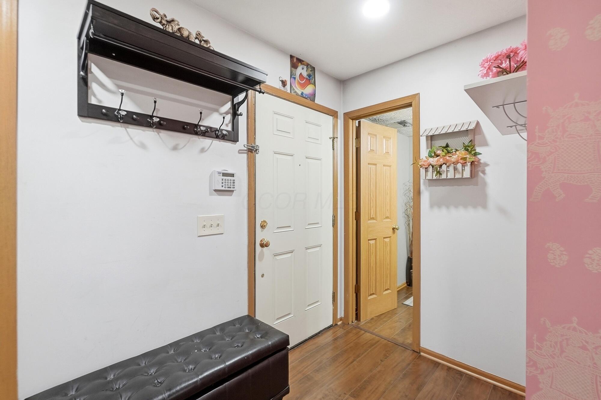 2389 Maple Hedge Way Property Photo 25