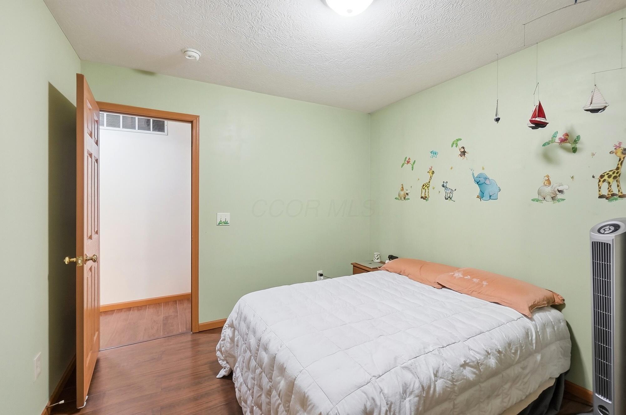 2389 Maple Hedge Way Property Photo 42