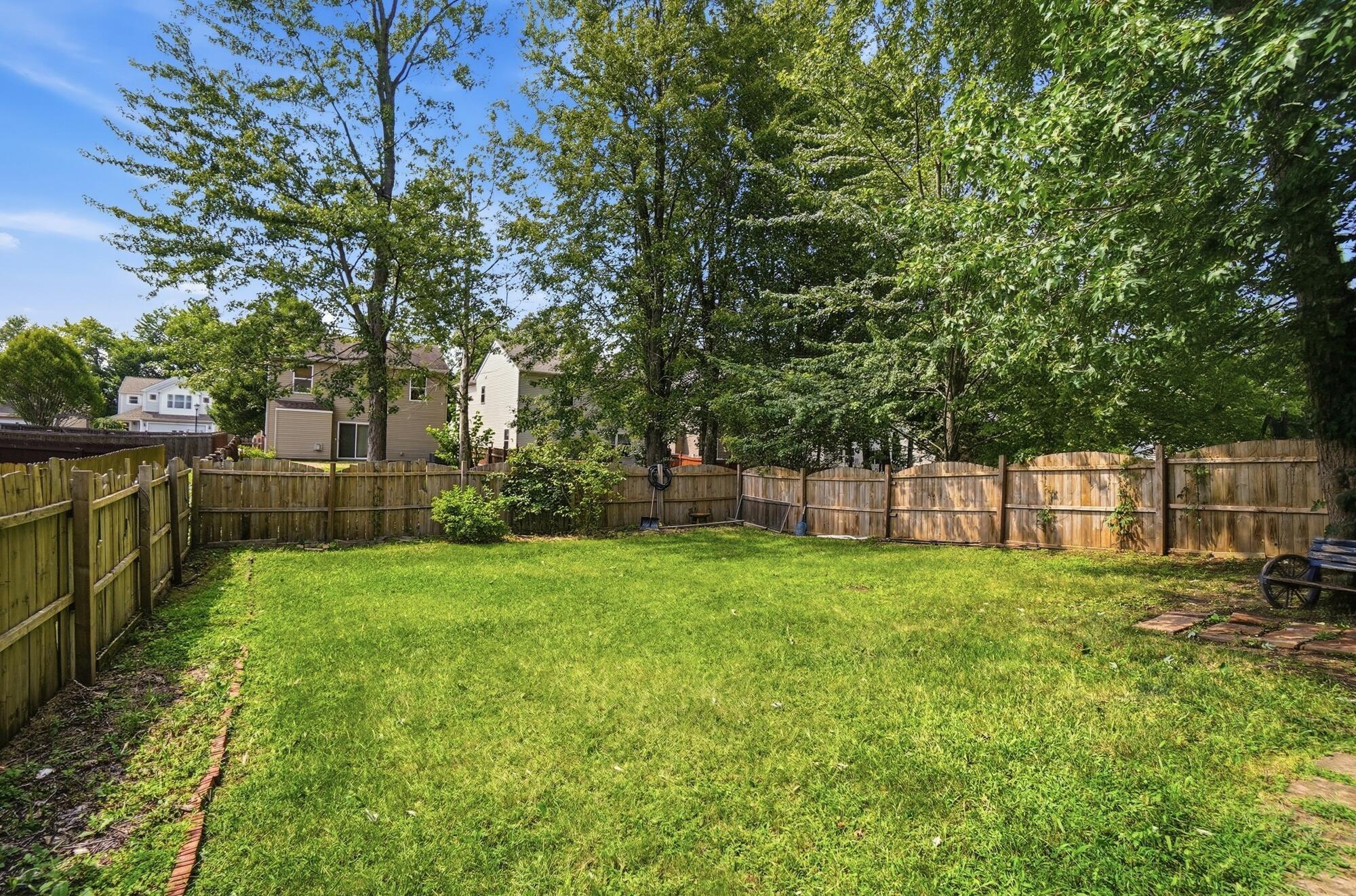 2389 Maple Hedge Way Property Photo 54