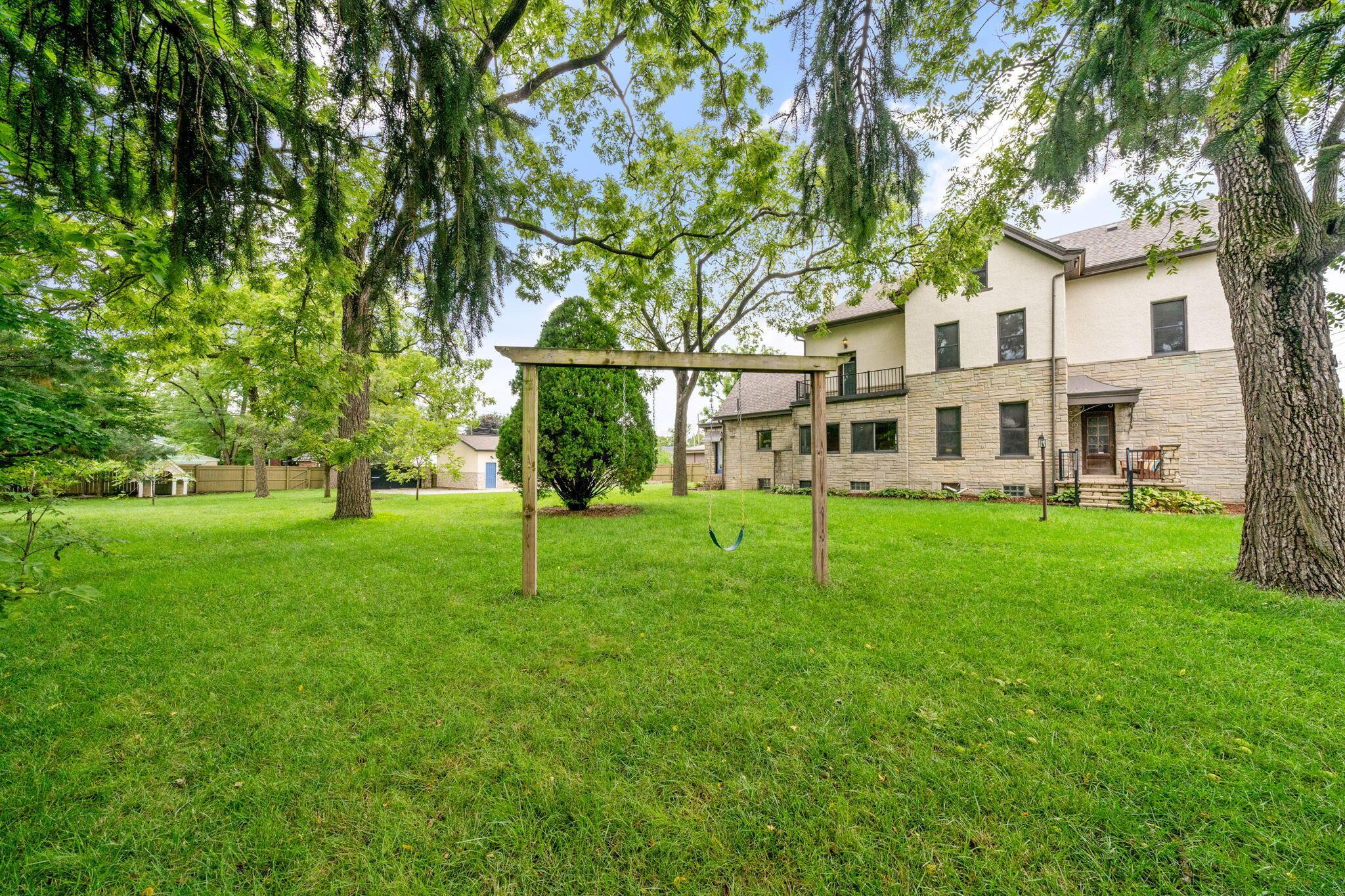 367 E Jenkins Avenue Property Photo 8