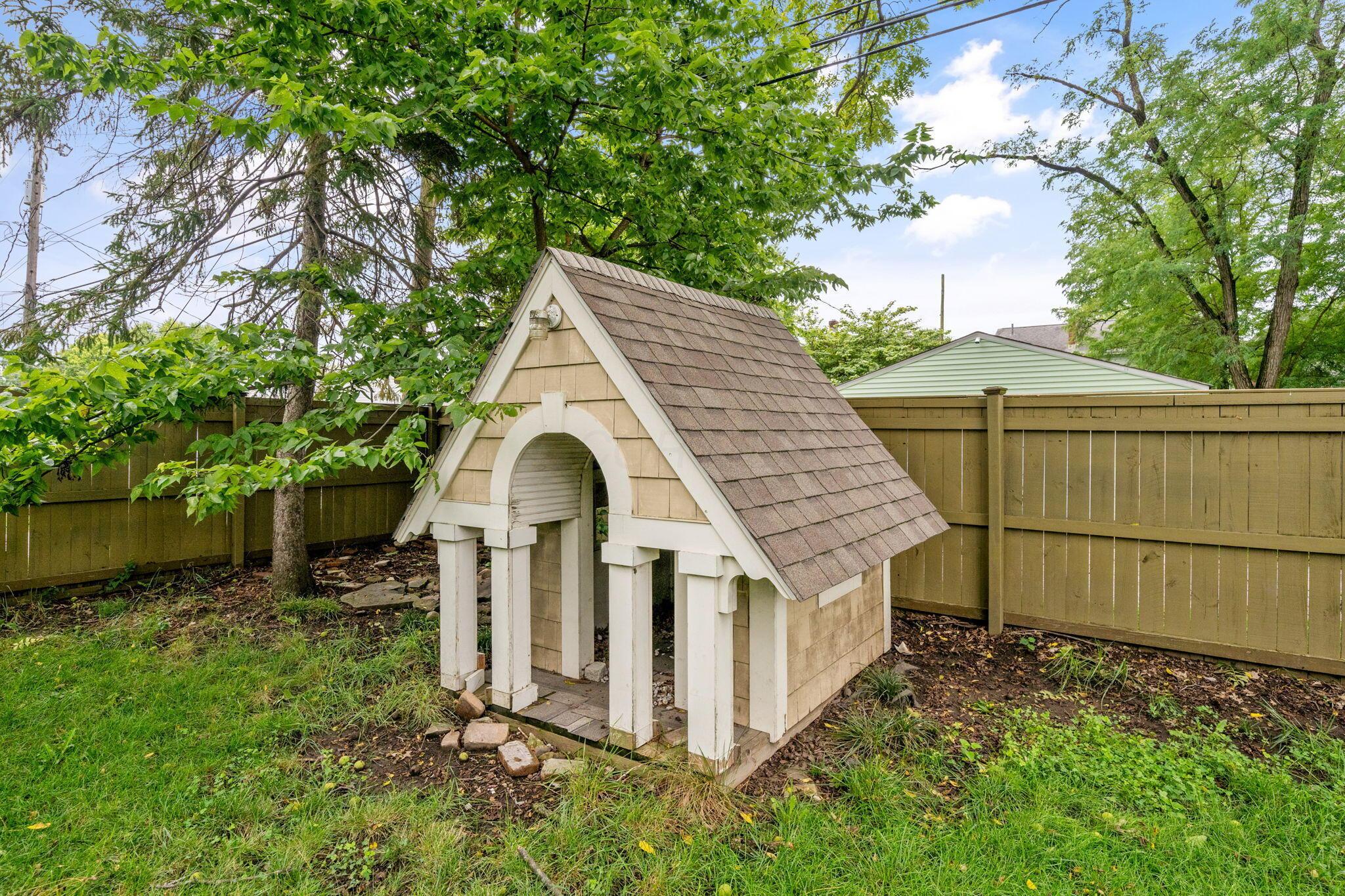 367 E Jenkins Avenue Property Photo 76