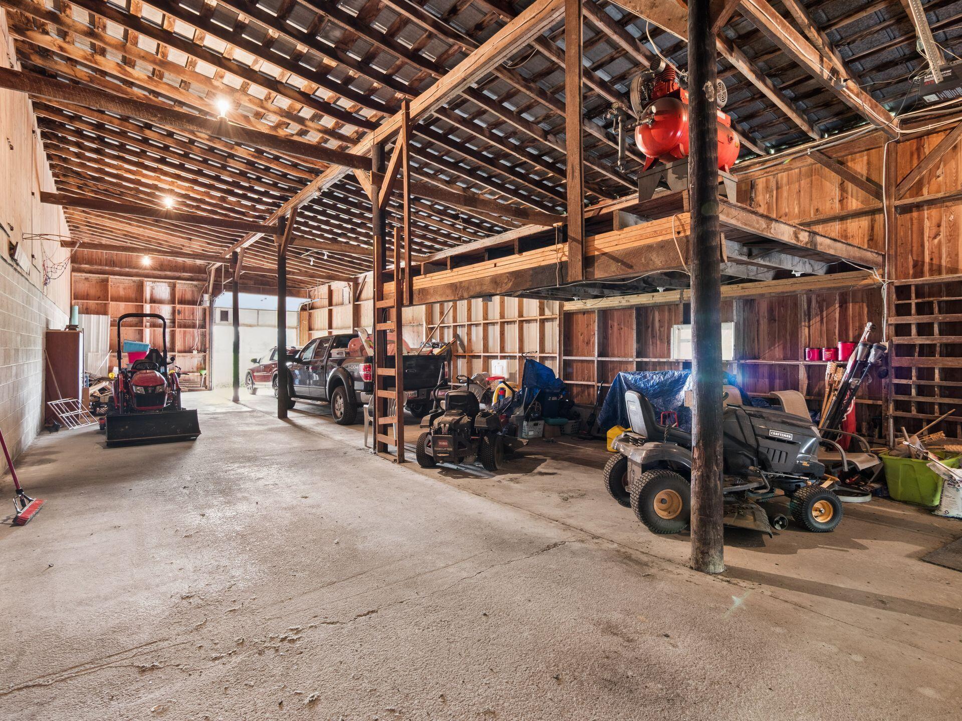 6431 State Route 203 Property Photo 4