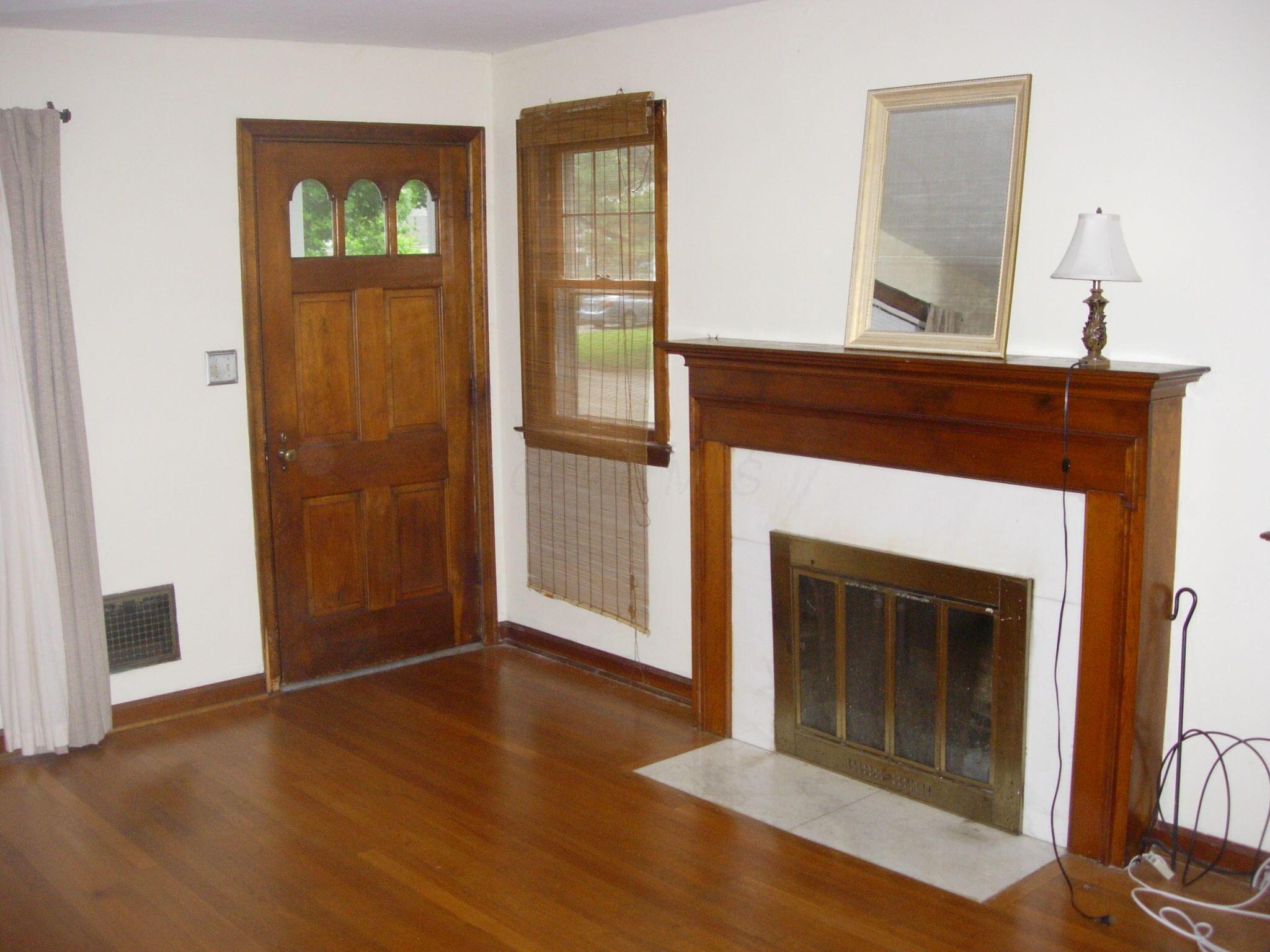 367 E Beaumont Road Property Photo 2