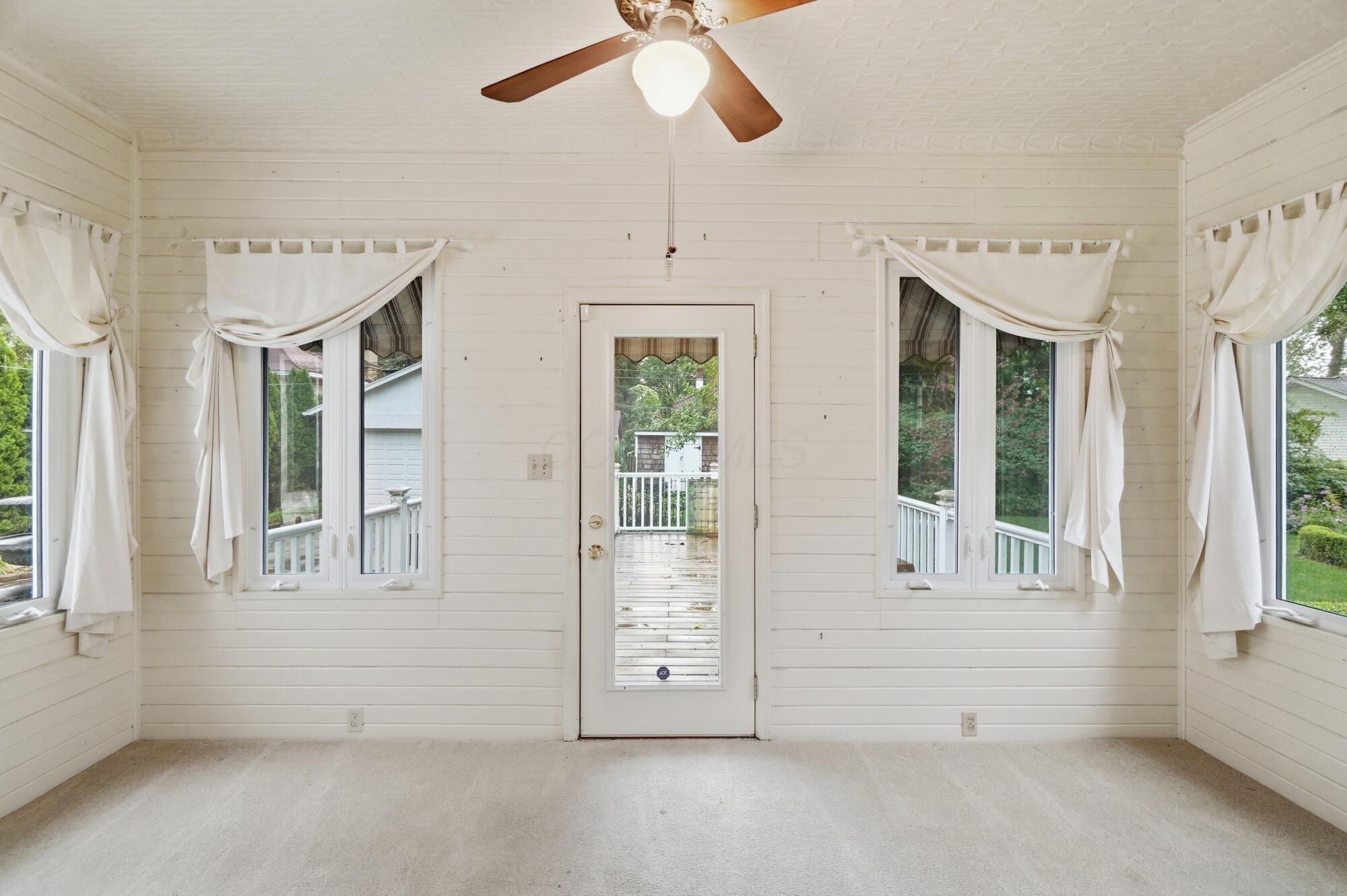 1824 Crescent Drive Property Photo 18