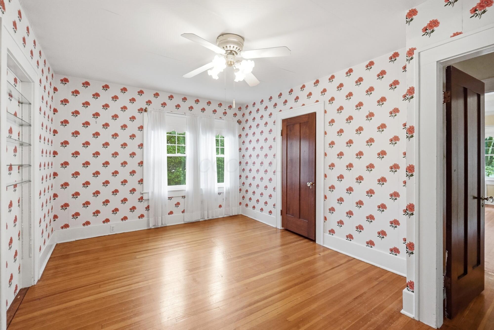1824 Crescent Drive Property Photo 49