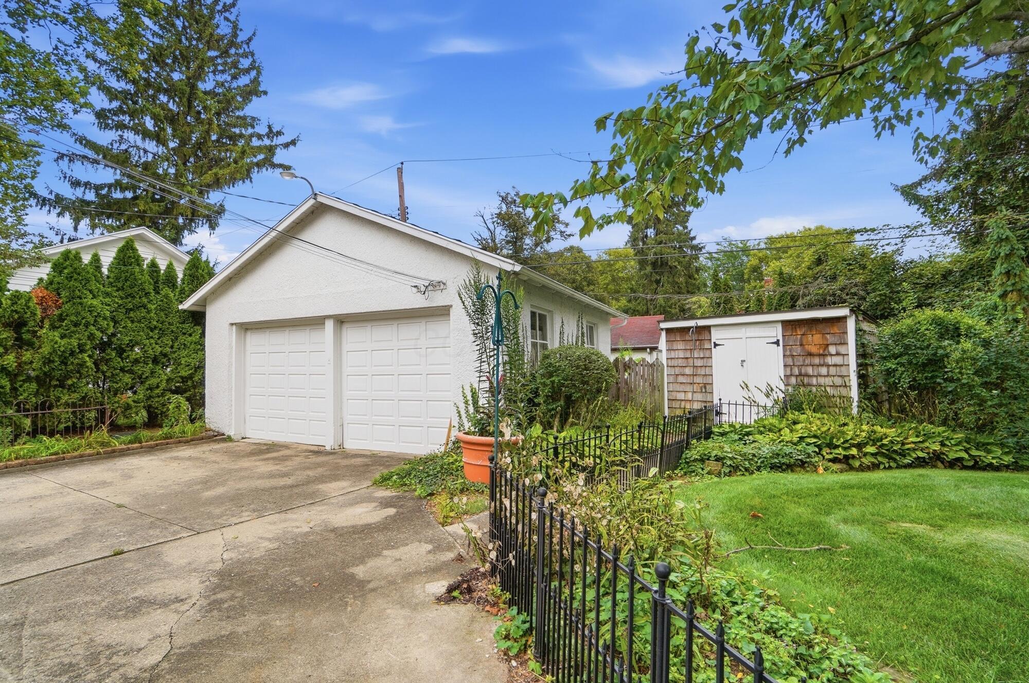 1824 Crescent Drive Property Photo 84