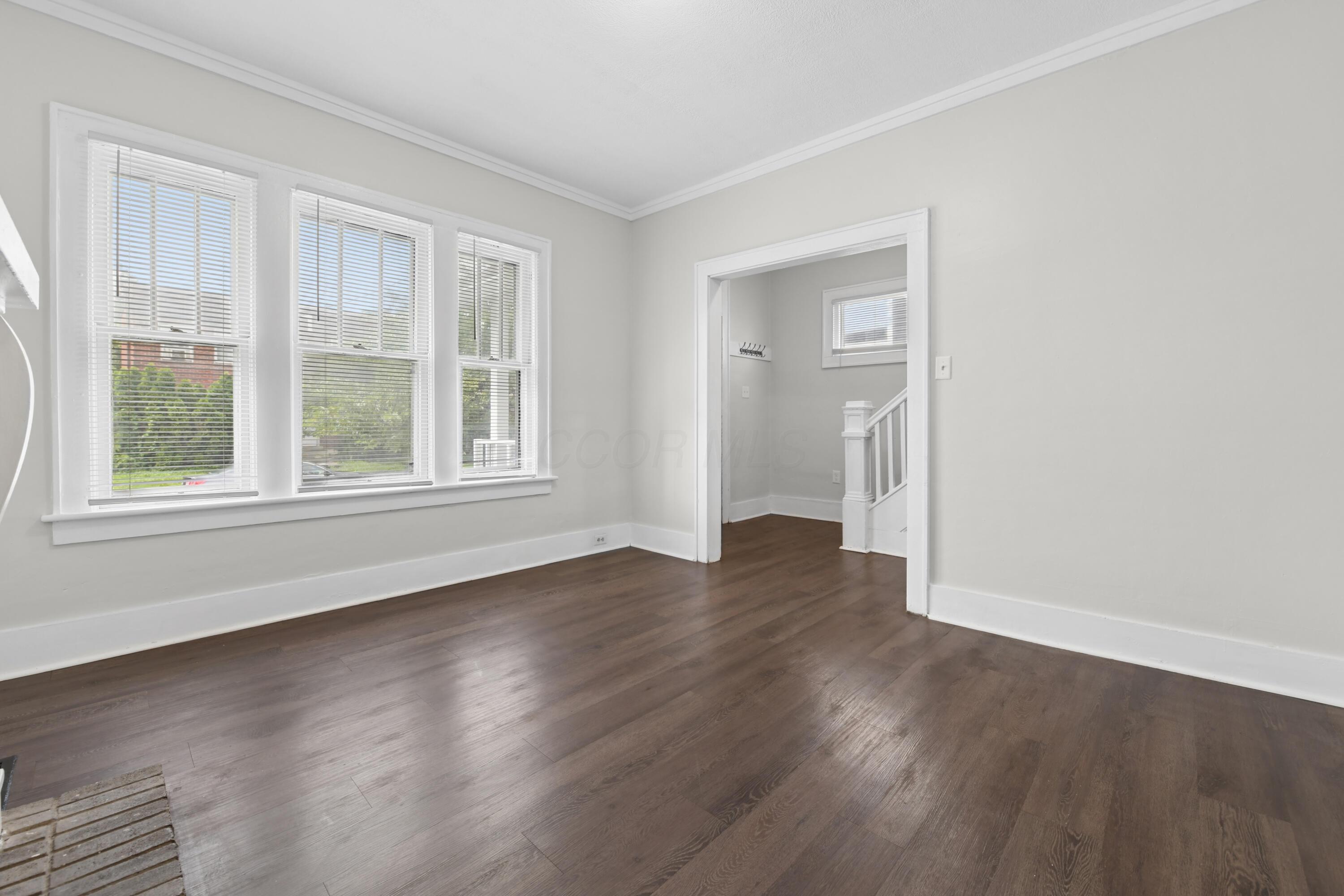 212 S Harris Avenue Property Photo 7