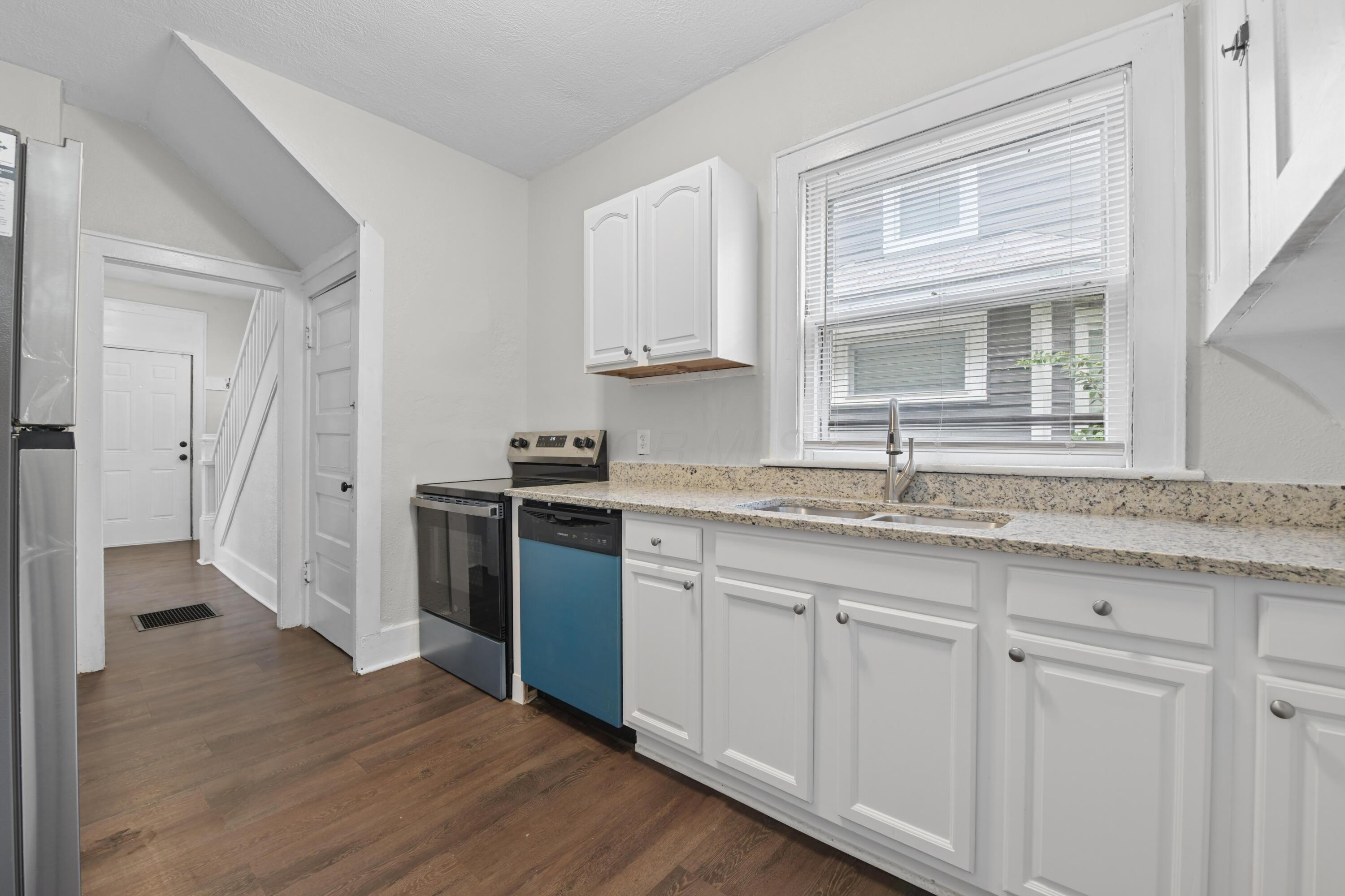 212 S Harris Avenue Property Photo 10