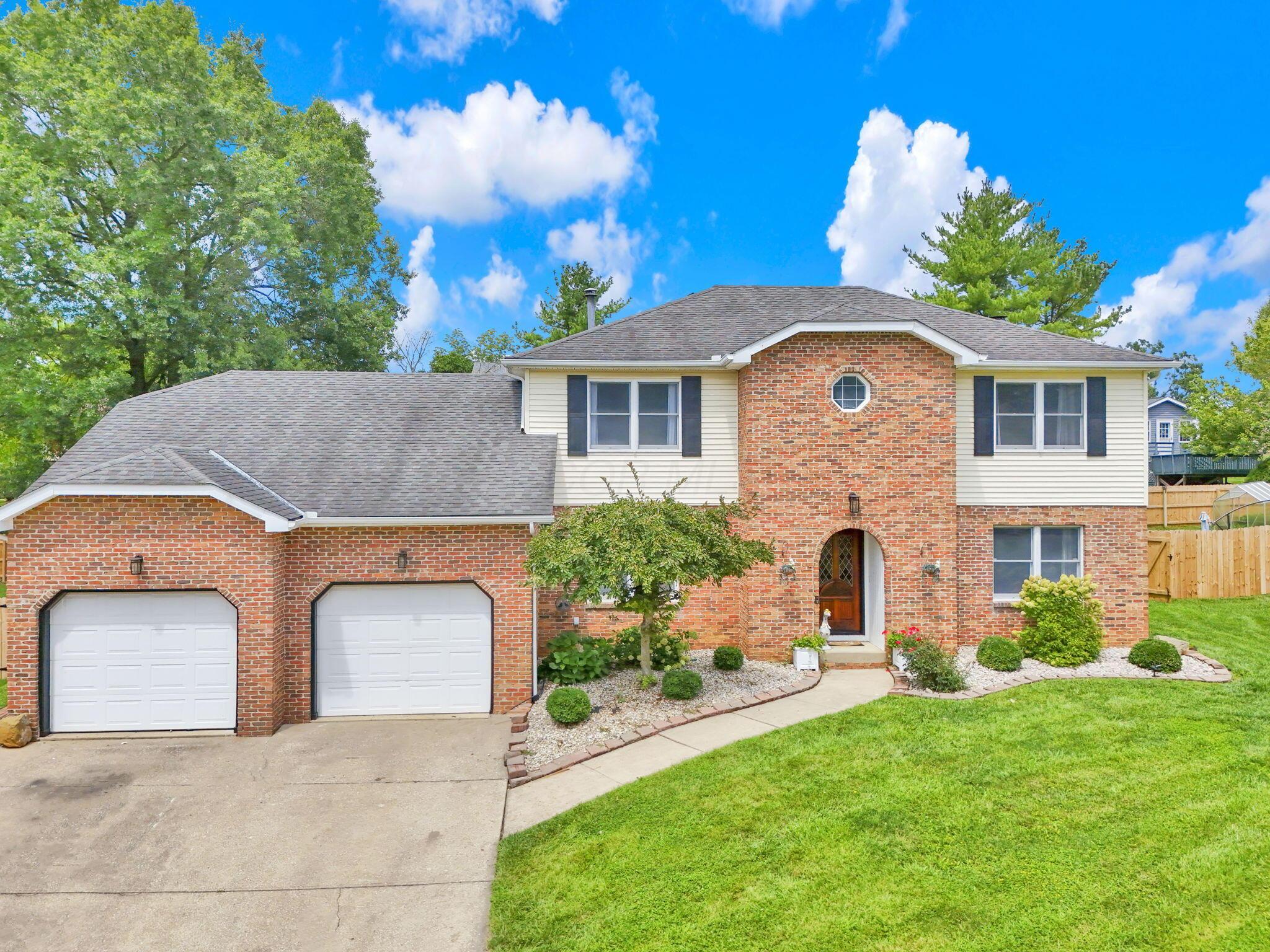 1663 Parkland Drive
