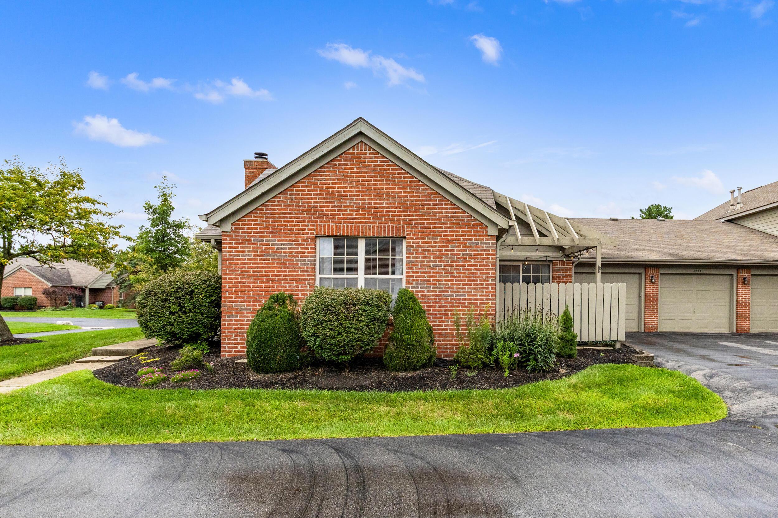 3900 Sandstone Circle Property Photo 6