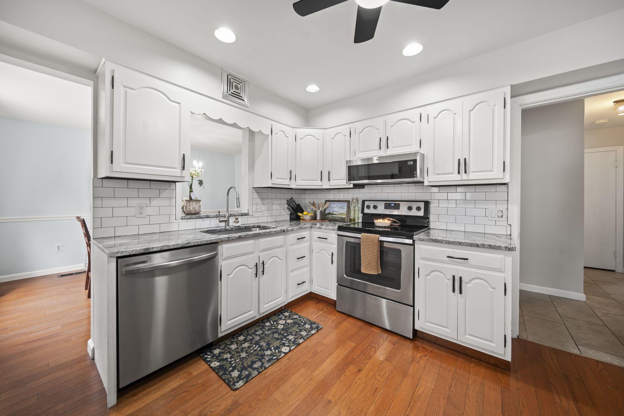 867 S Broadleigh Road Property Photo 14