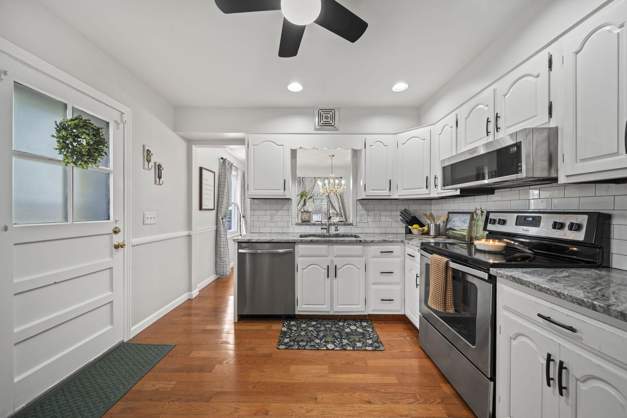 867 S Broadleigh Road Property Photo 15