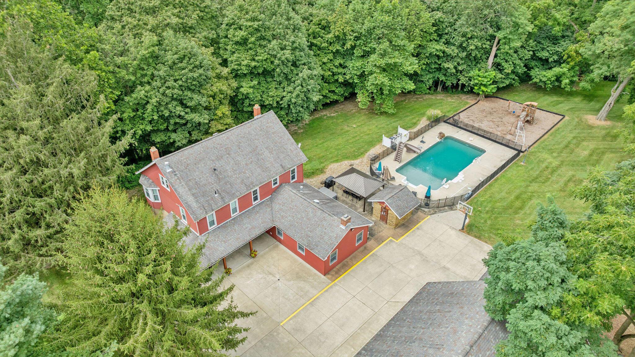 1444 Blue Jay Road Property Photo 1