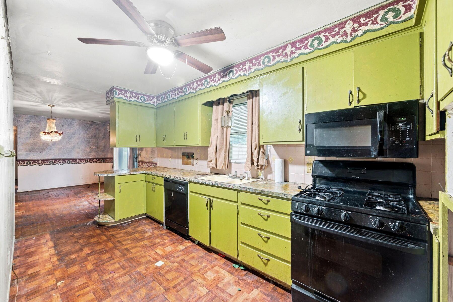 6103 S Old 3c Highway Property Photo 13