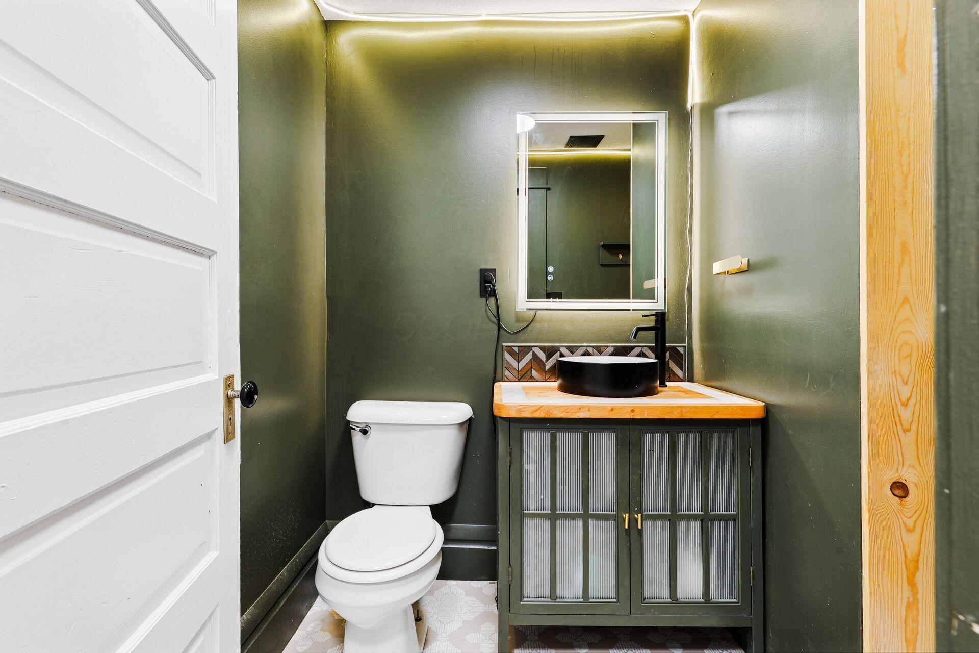 442 Clarendon Street Property Photo 34