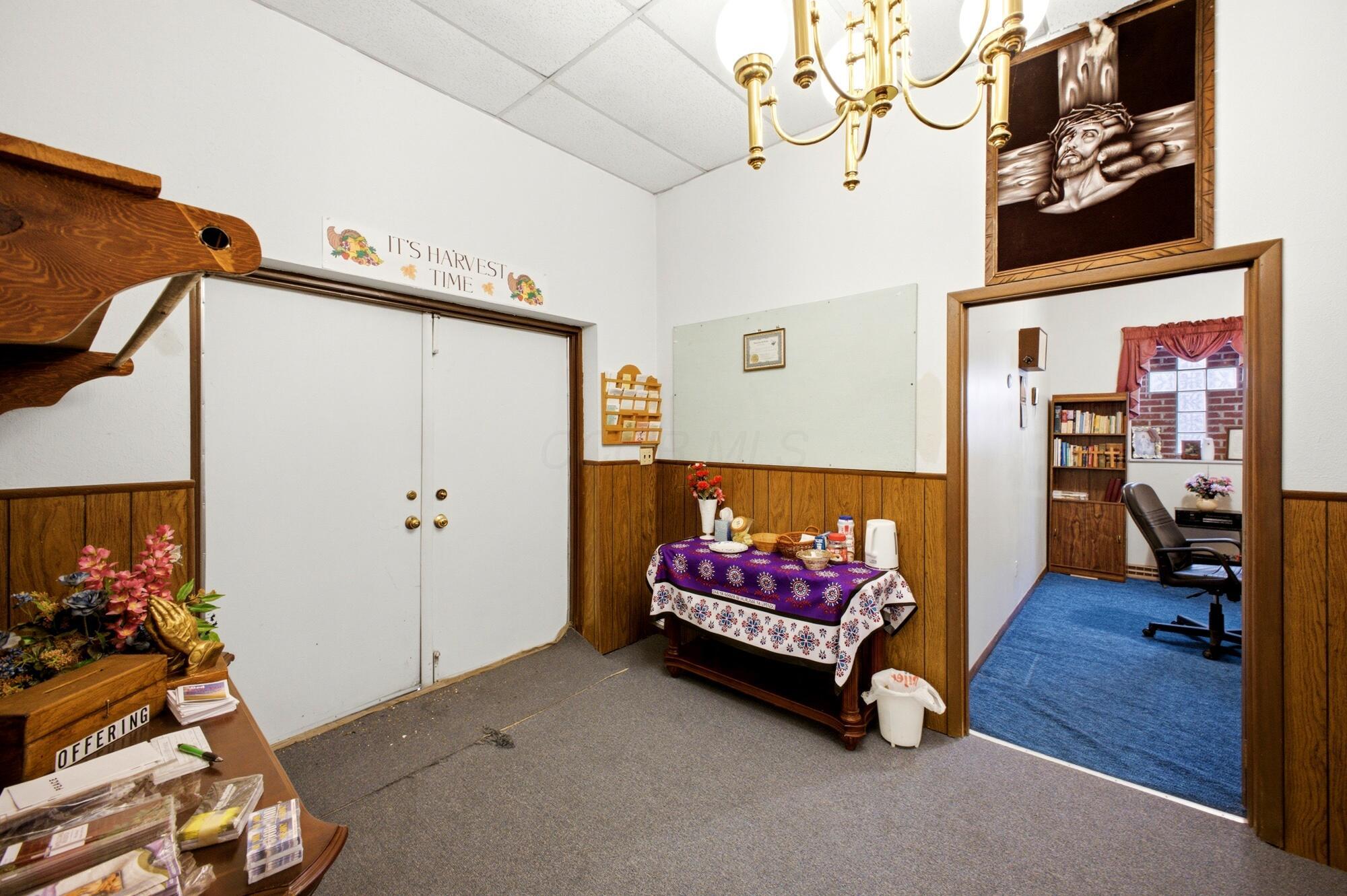 844 Summit Street Property Photo 20