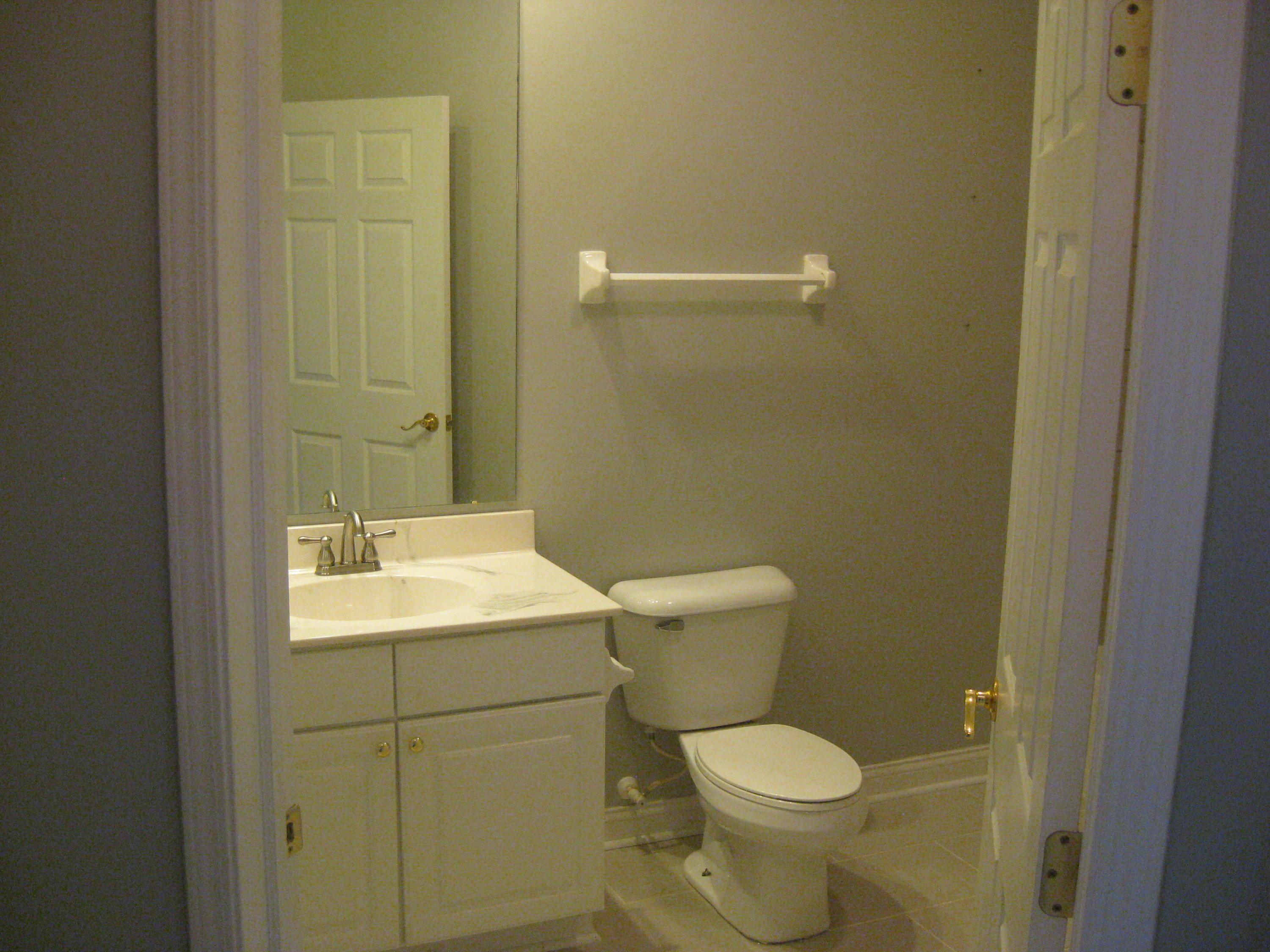 2245 Riverside Drive, 301 Property Photo 14
