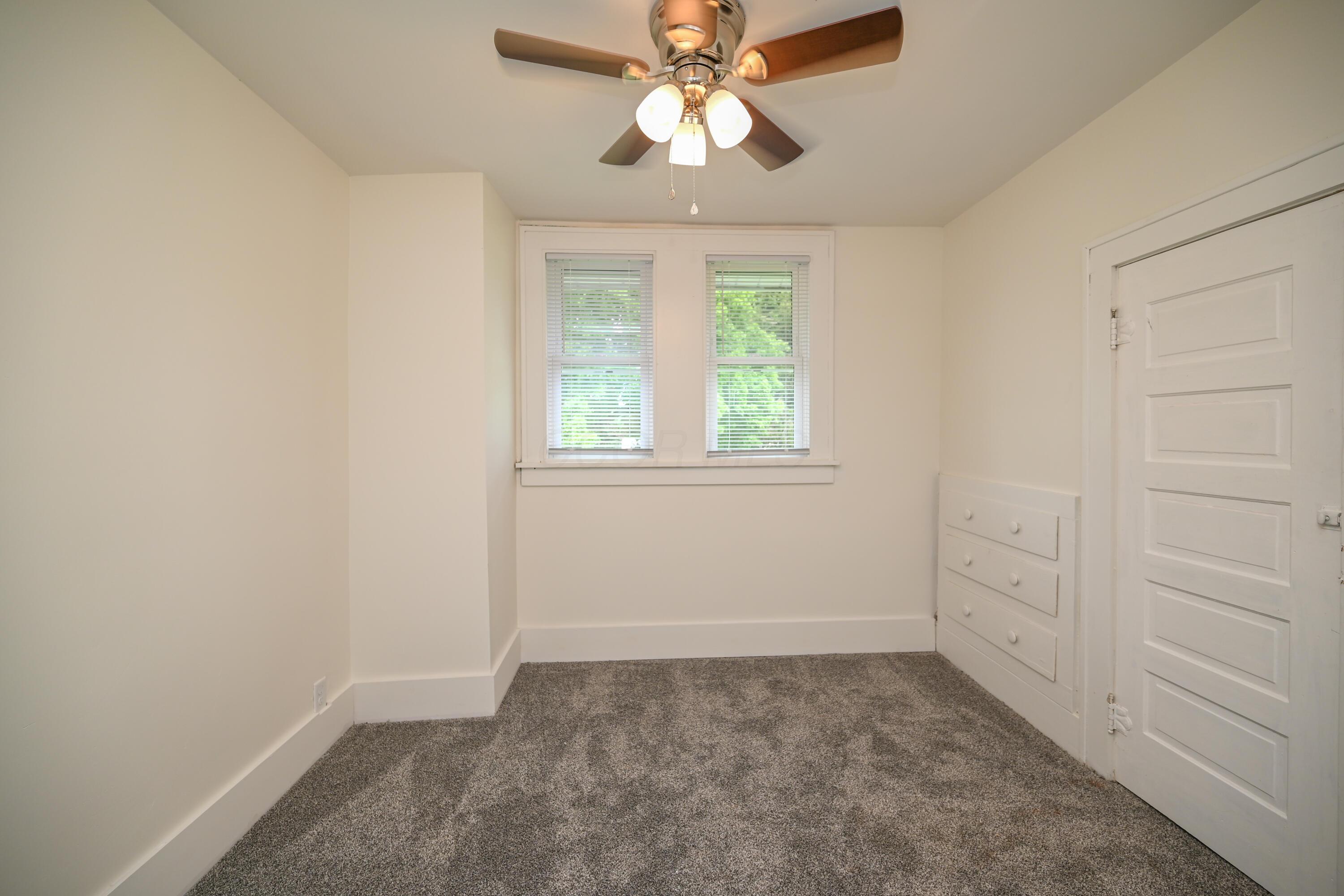 222 E Summit Street Property Photo 19