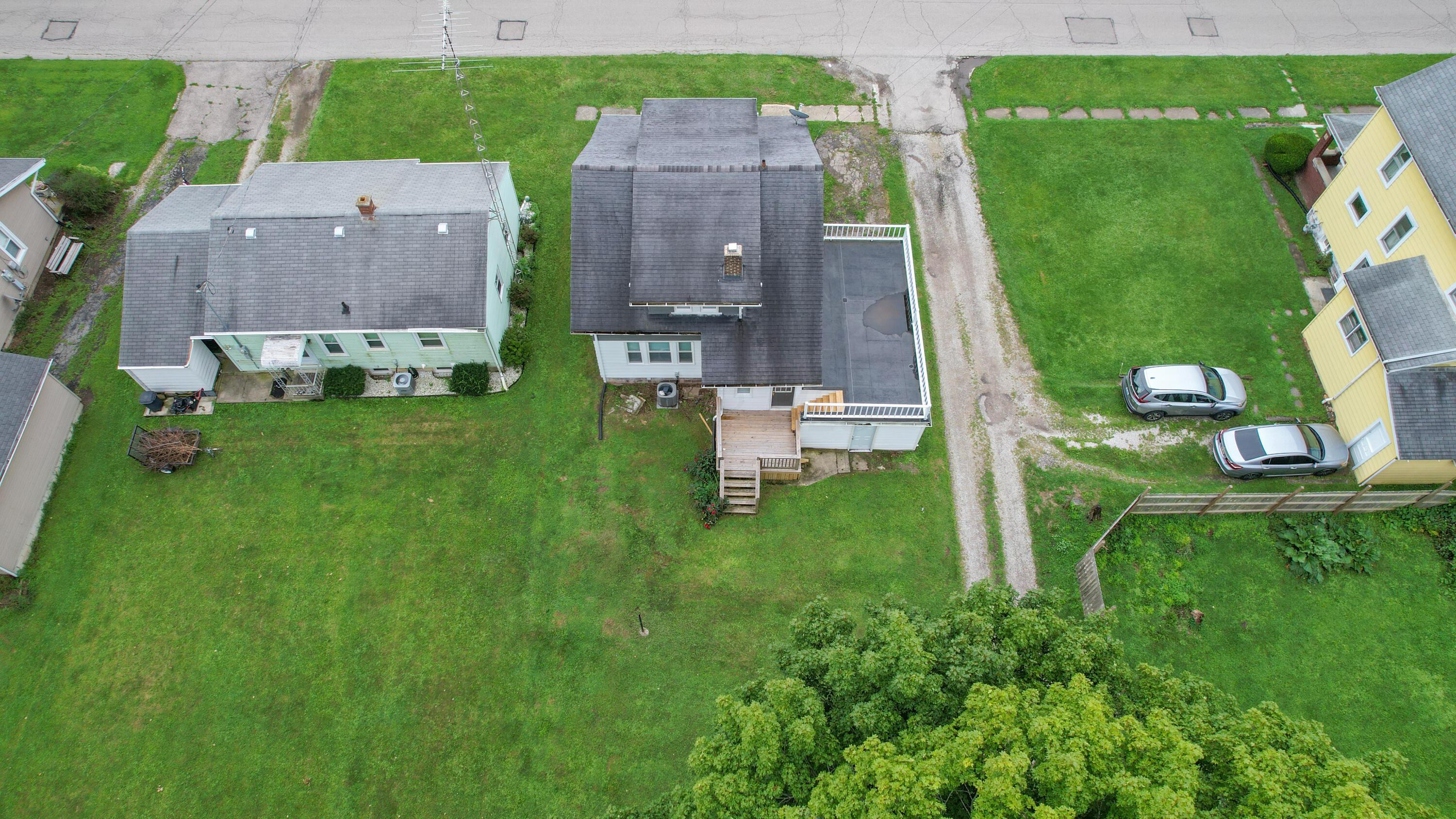 222 E Summit Street Property Photo 41