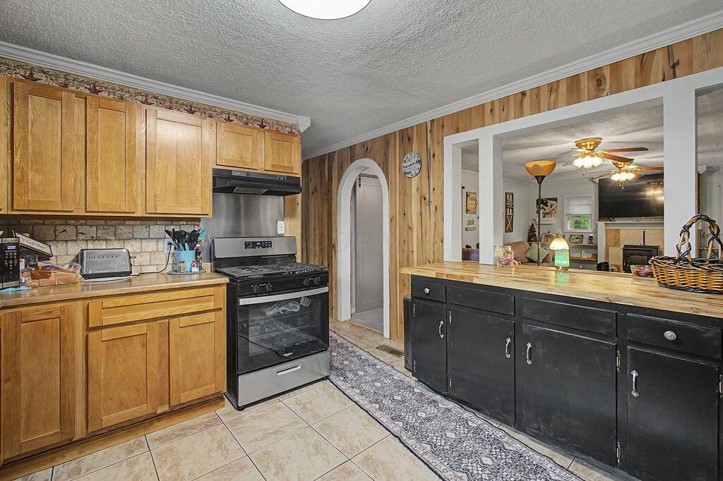 6536 Newark Road Property Photo 12