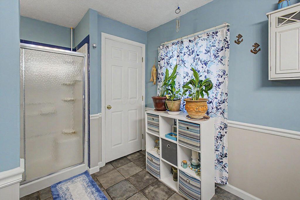 6536 Newark Road Property Photo 17