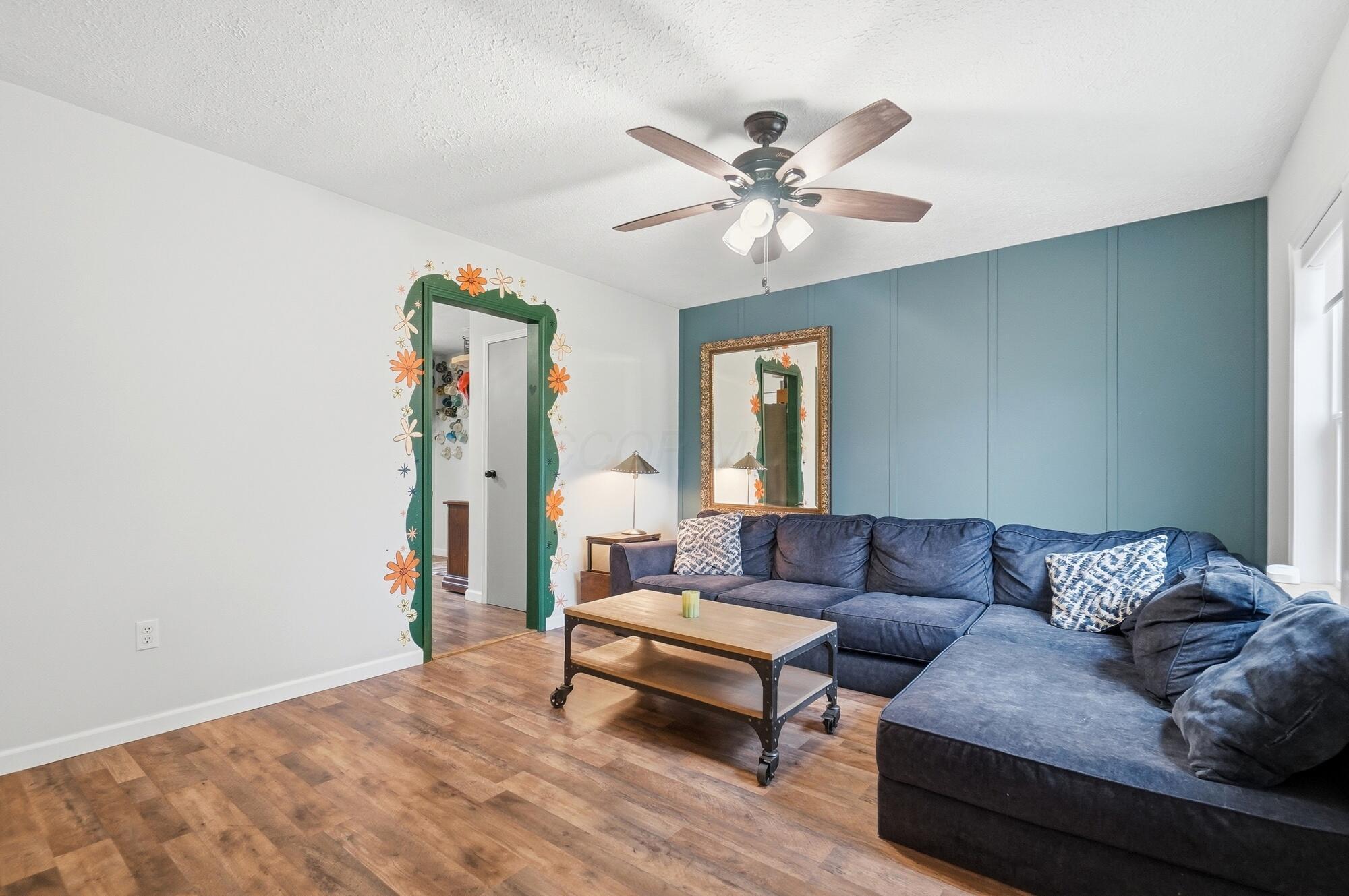 596 Easy Street Property Photo 10