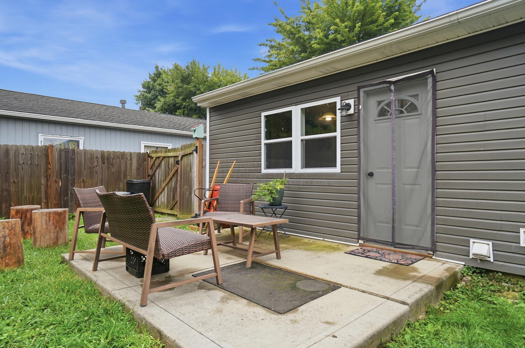 596 Easy Street Property Photo 37