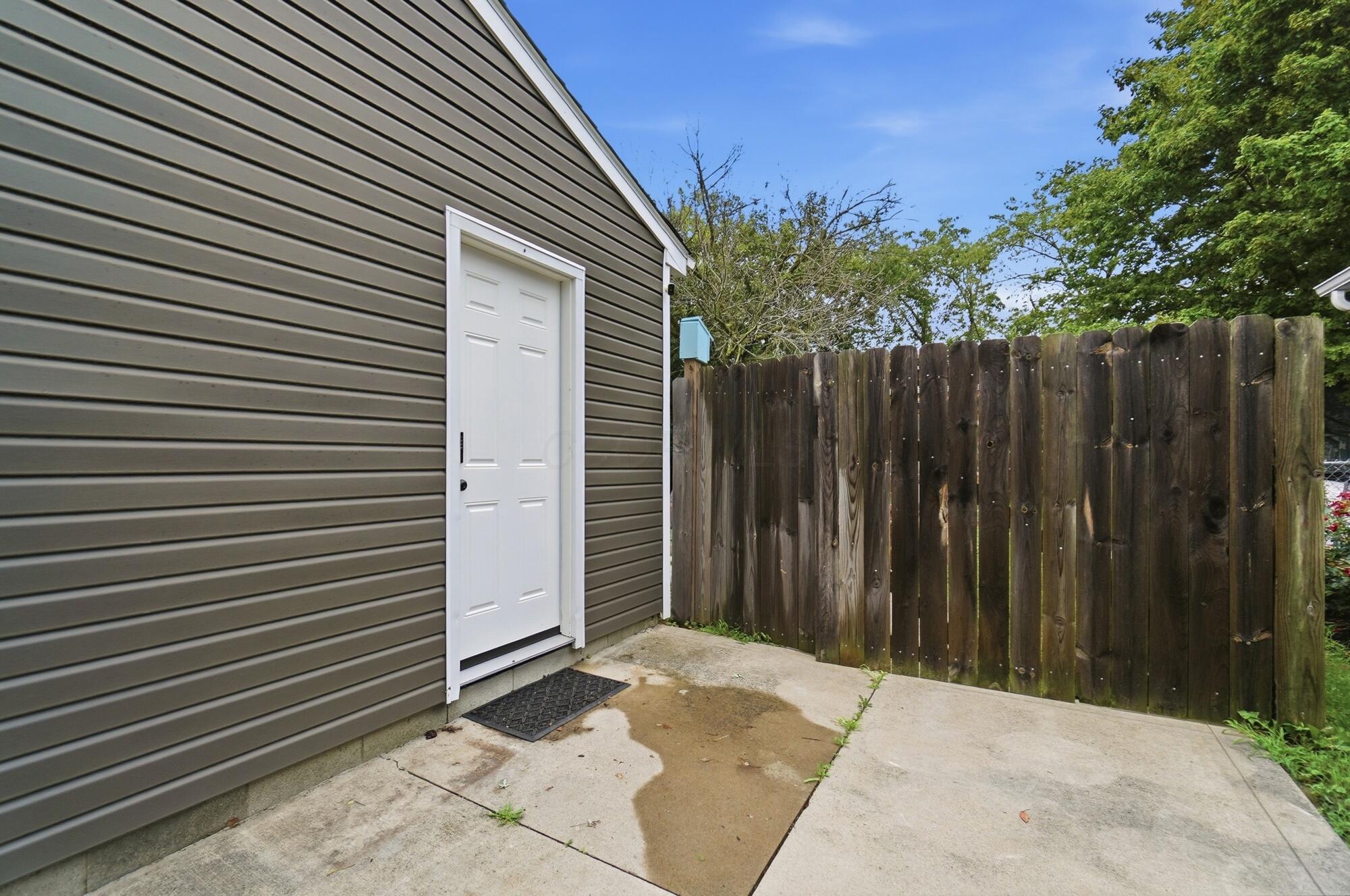 596 Easy Street Property Photo 50