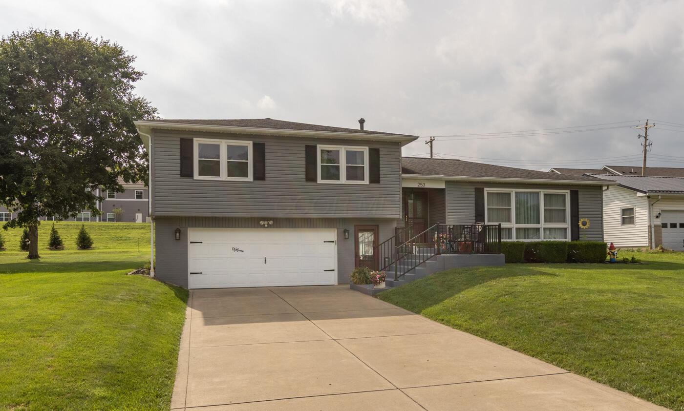 253 Marvel Drive Property Photo 4