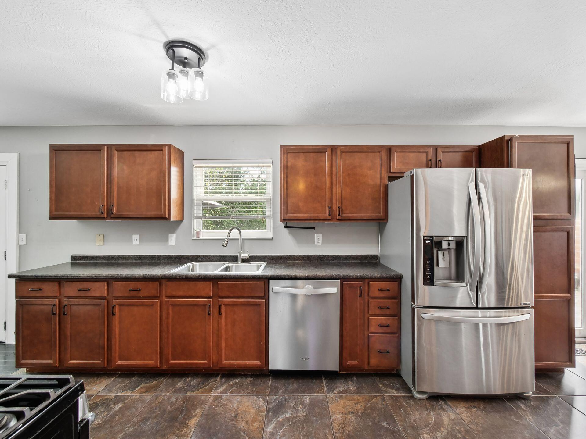 5959 Portside Drive Property Photo 13