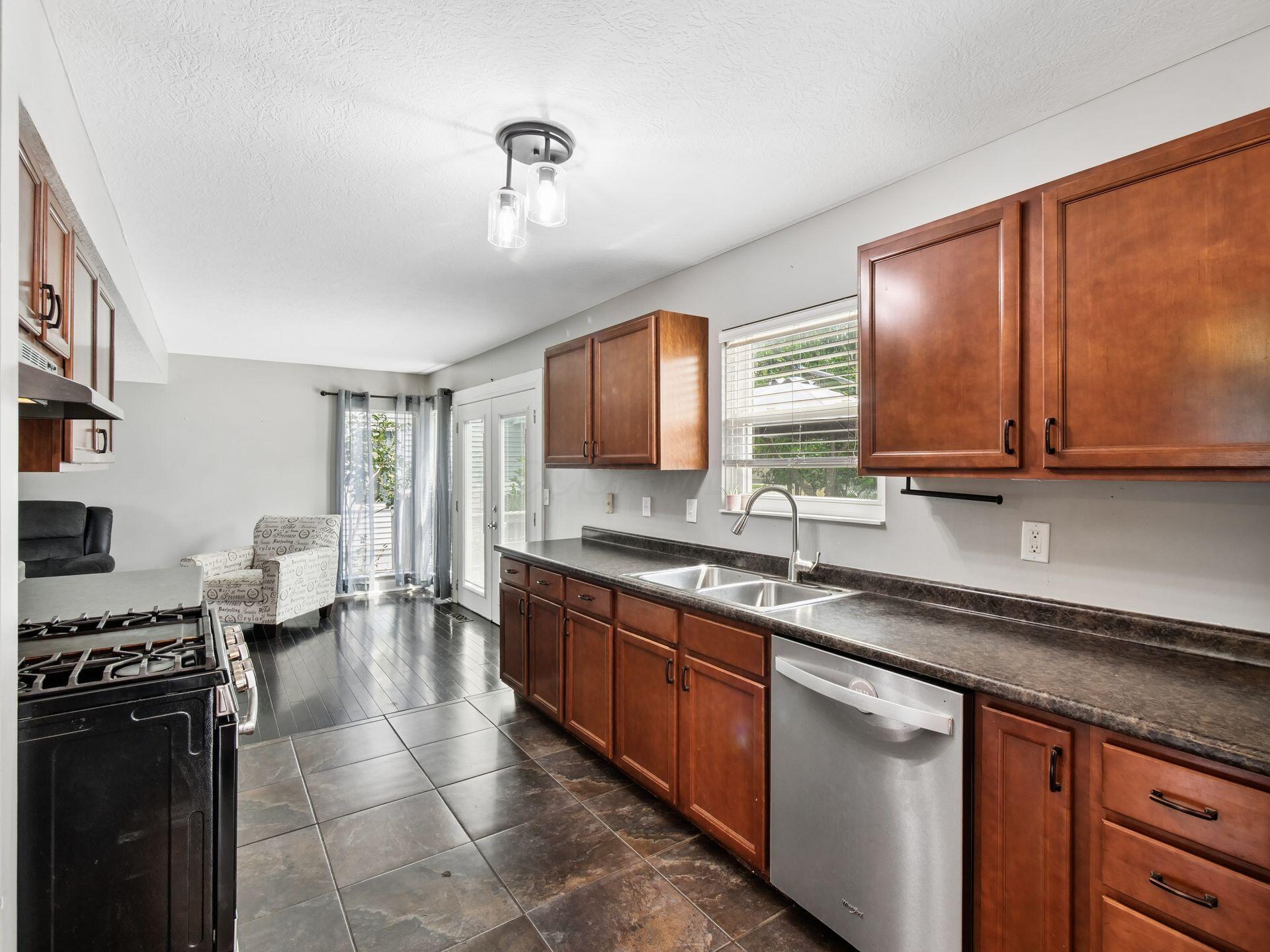 5959 Portside Drive Property Photo 14
